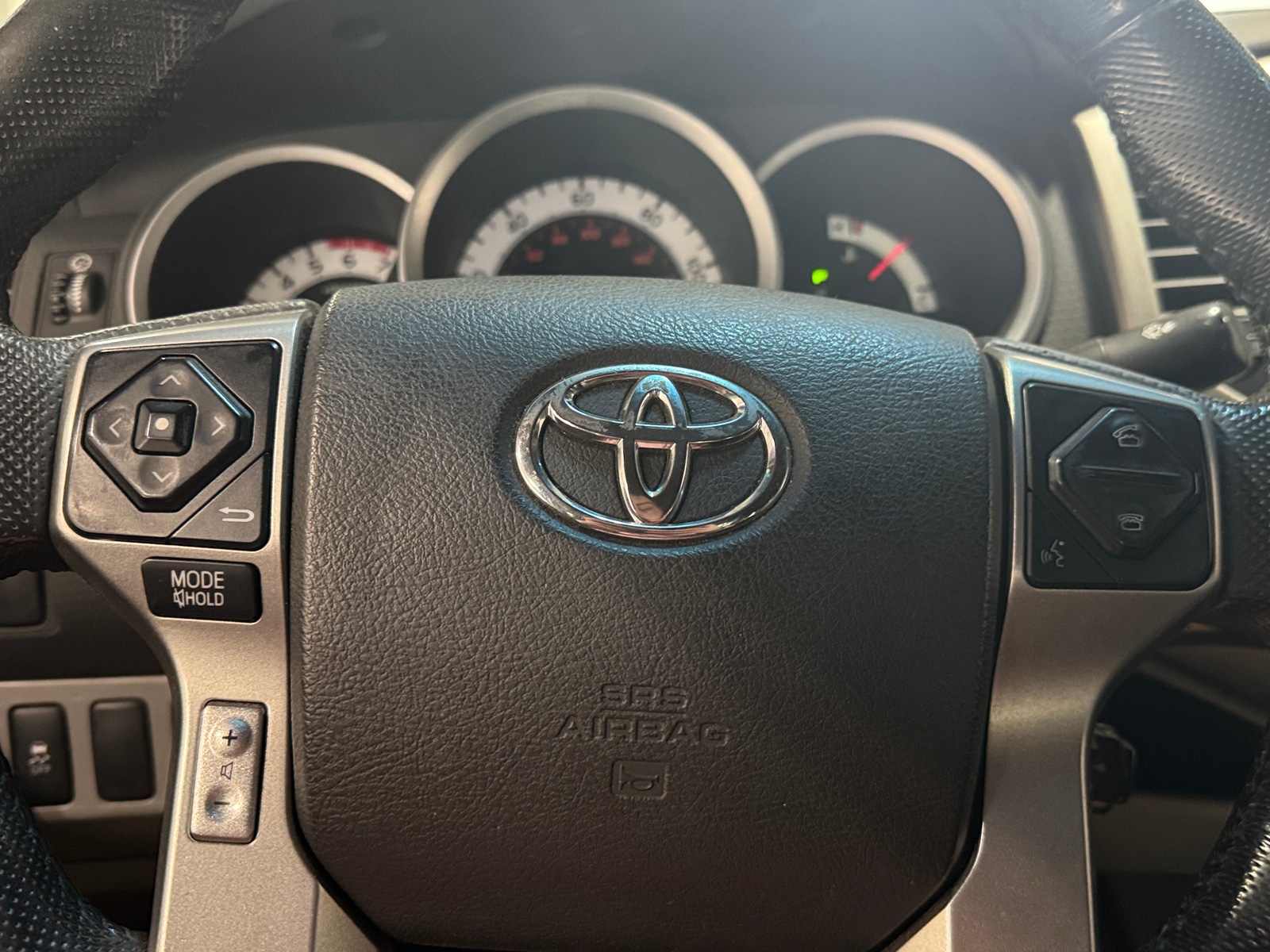 Thumbnail: 2015 Toyota Tacoma - 5