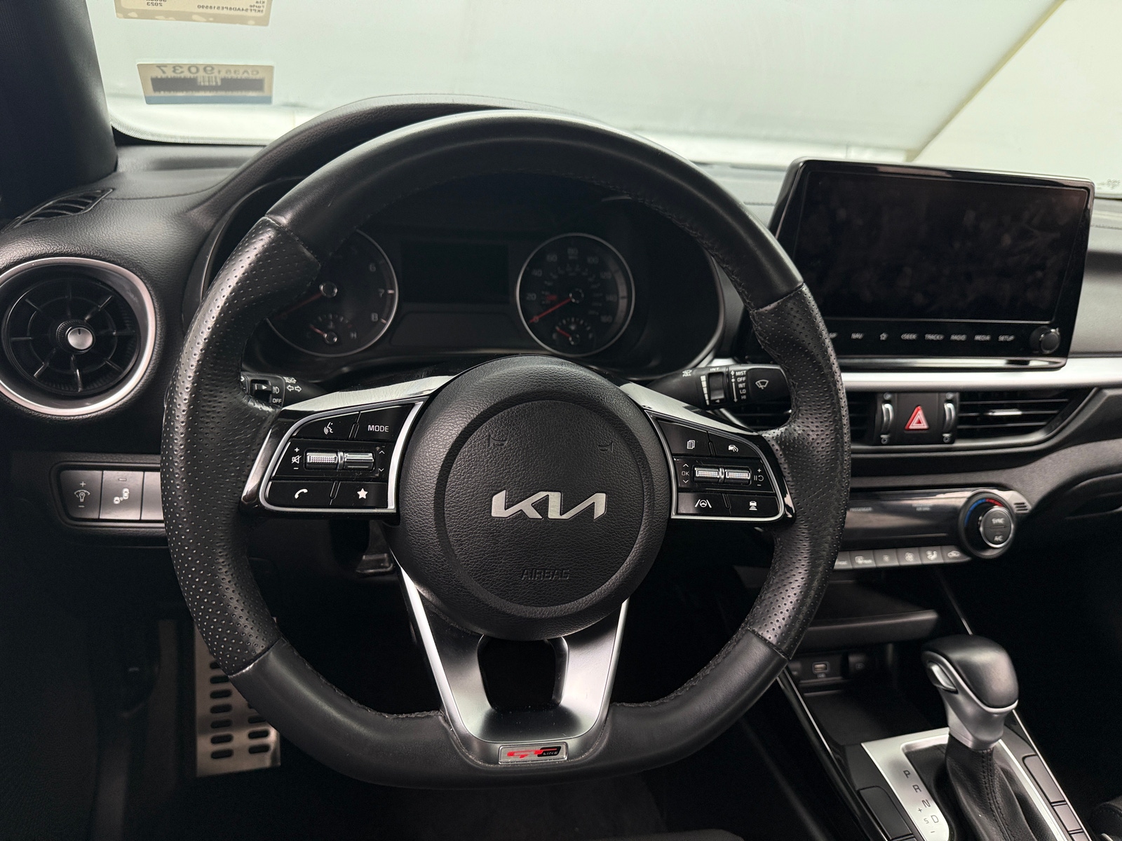Thumbnail: 2023 Kia Forte - 5