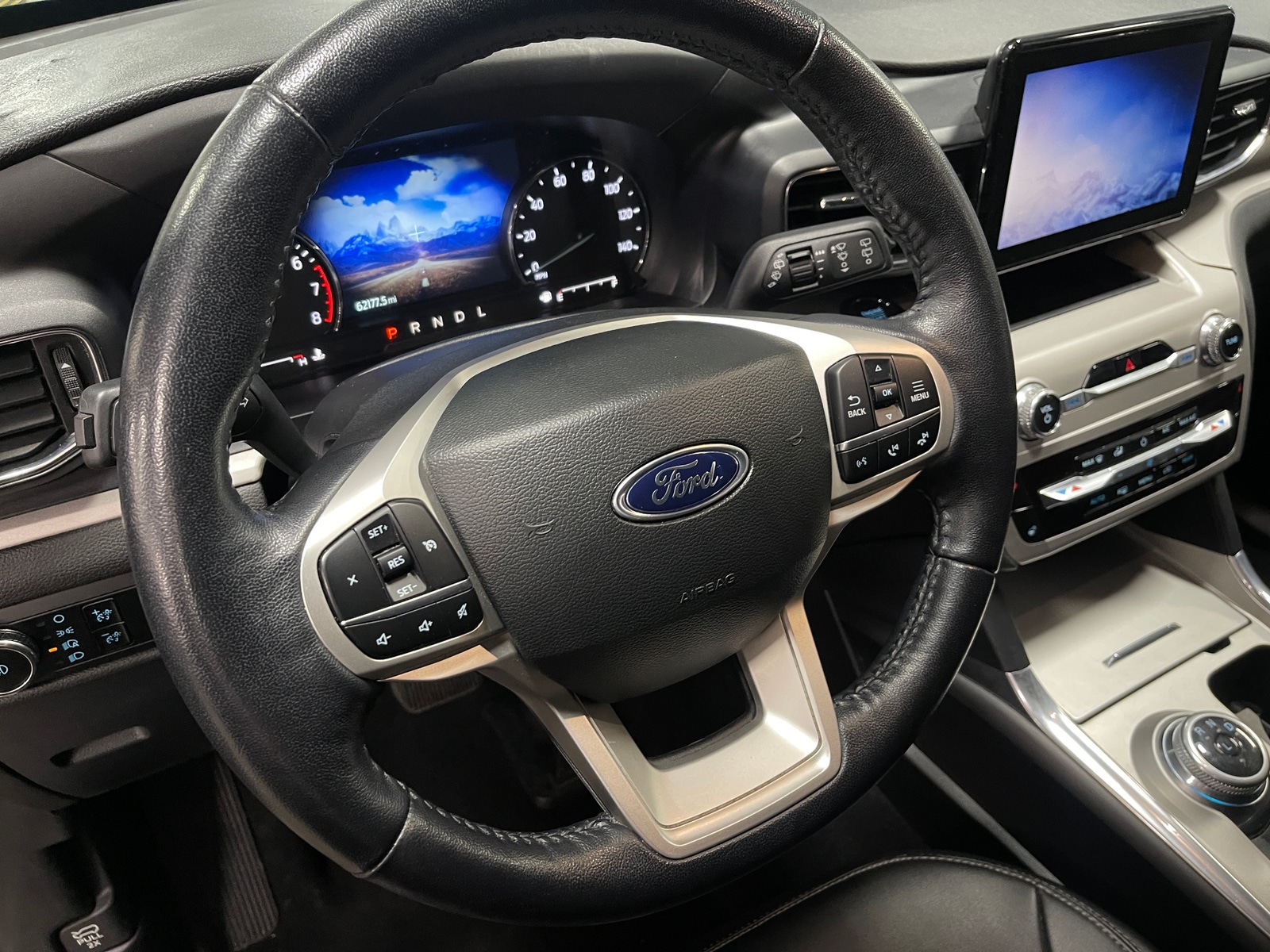 Thumbnail: 2023 Ford Explorer - 5
