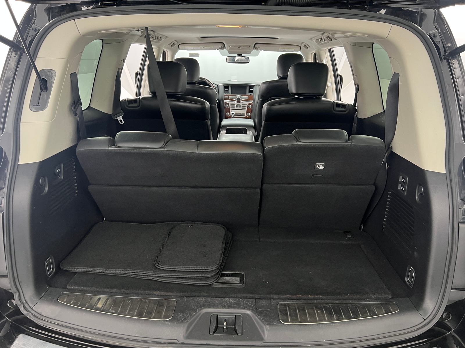 Thumbnail: 2019 INFINITI QX80 - 6