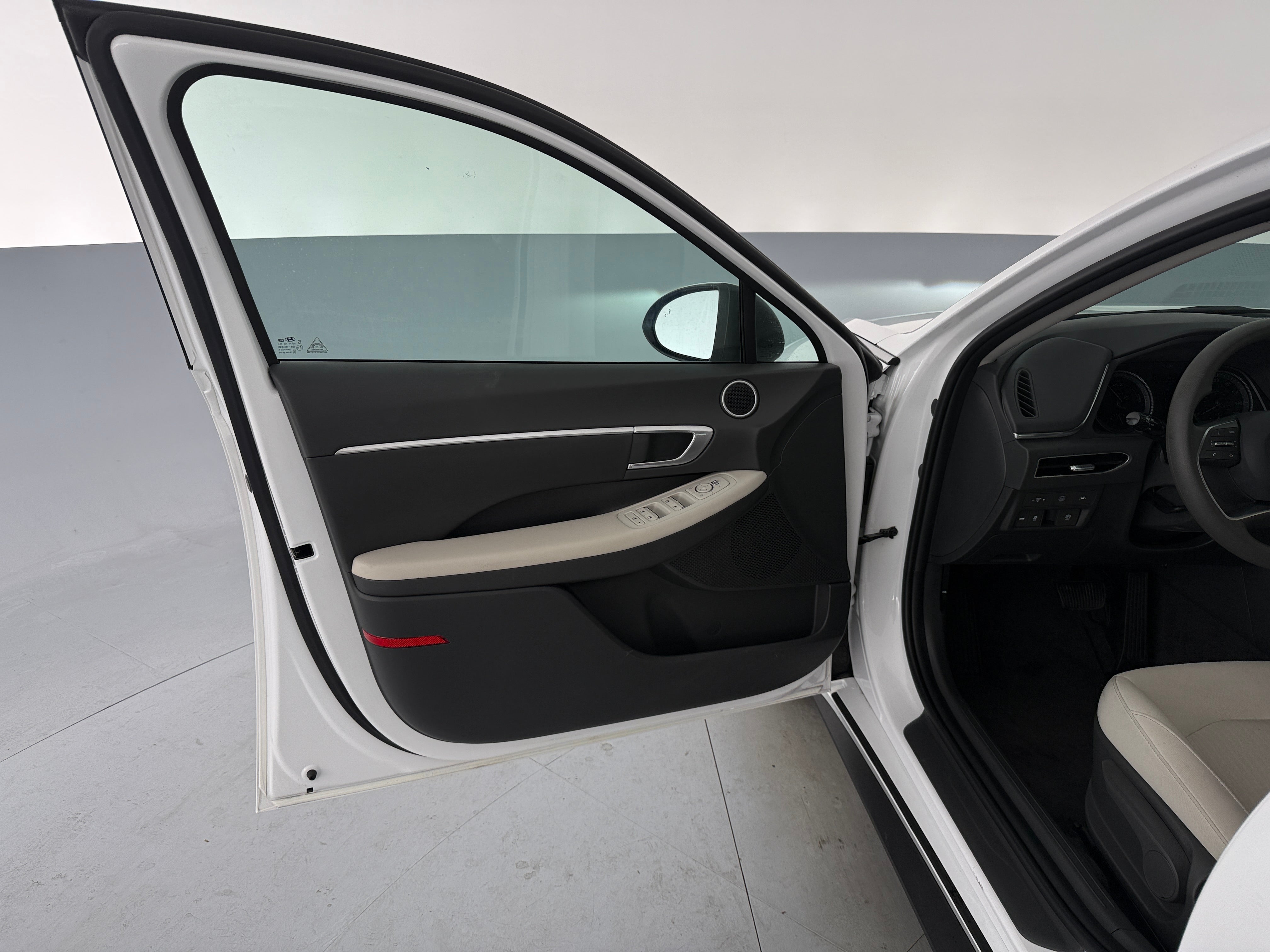 2023 Hyundai Sonata Hybrid