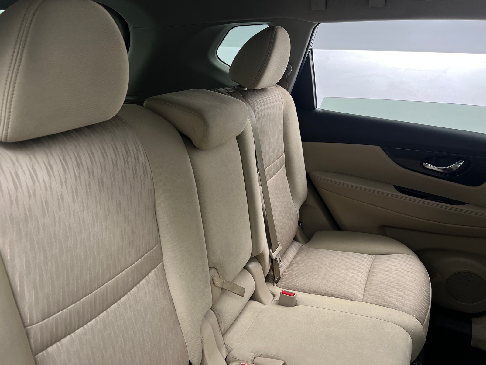 Thumbnail: 2017 Nissan Rogue - 6