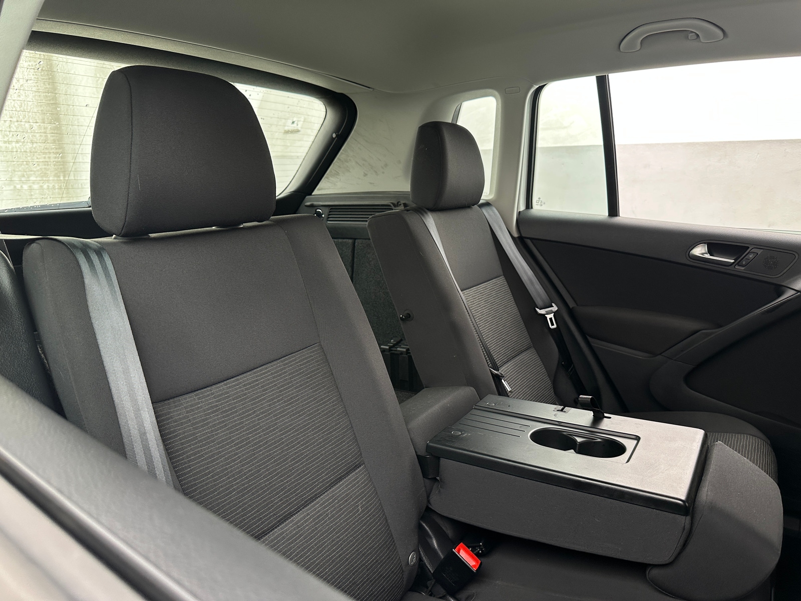 Thumbnail: 2018 Volkswagen Tiguan - 6