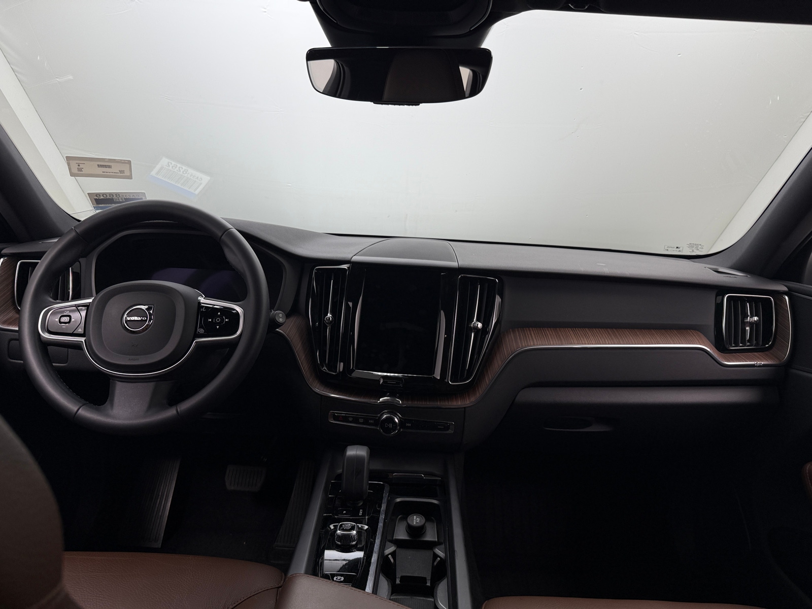 Thumbnail: 2023 Volvo XC60 - 2