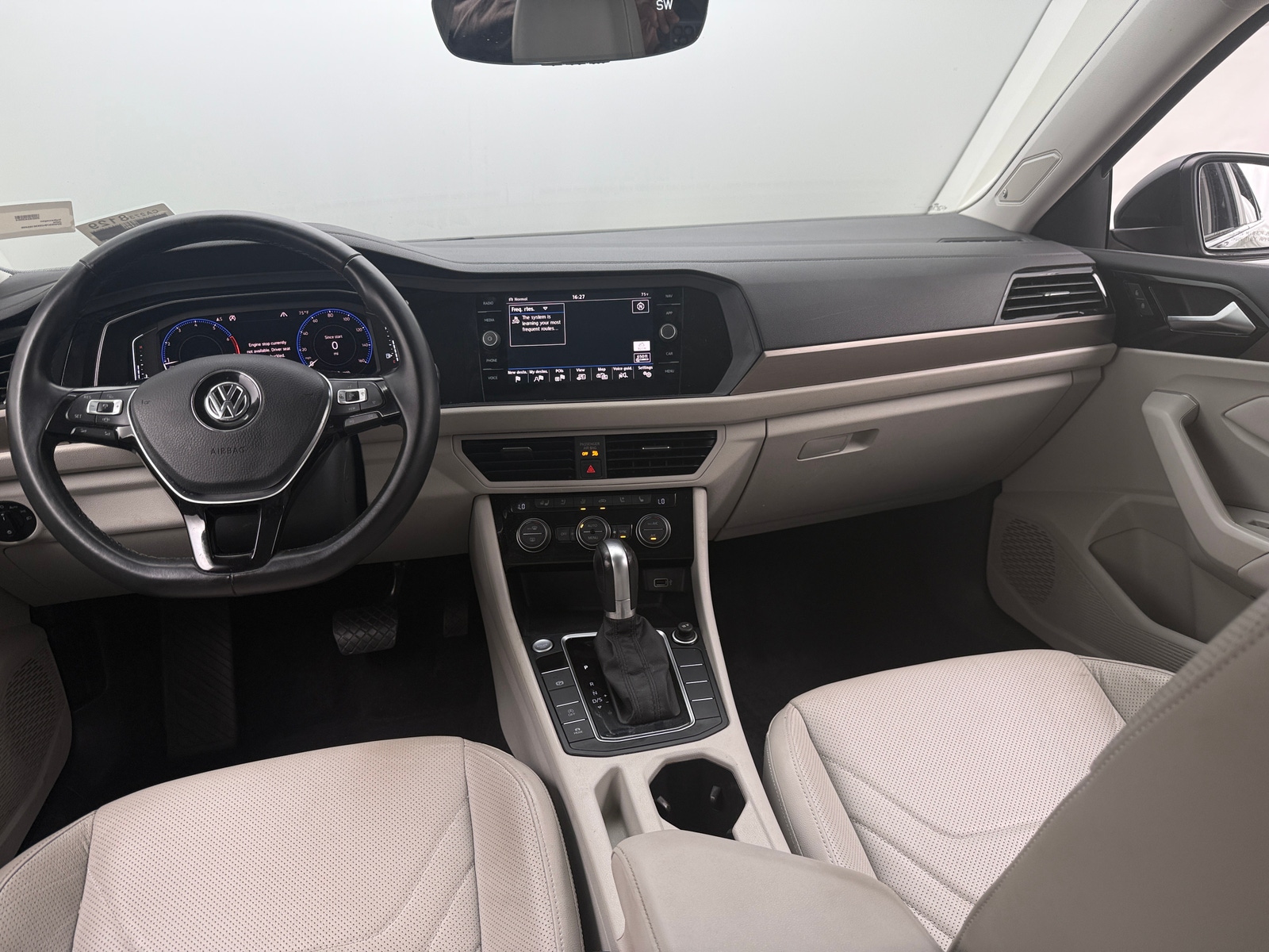 Thumbnail: 2019 Volkswagen Jetta - 2