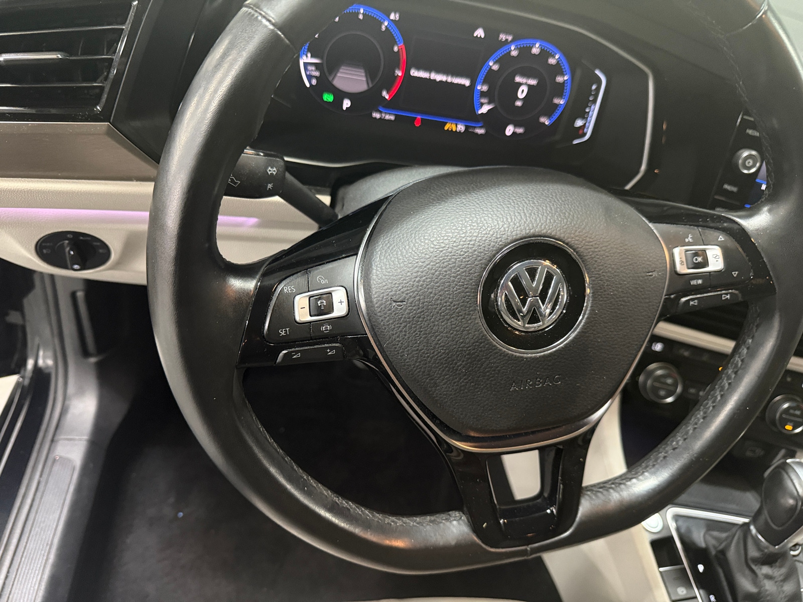 Thumbnail: 2019 Volkswagen Jetta - 4
