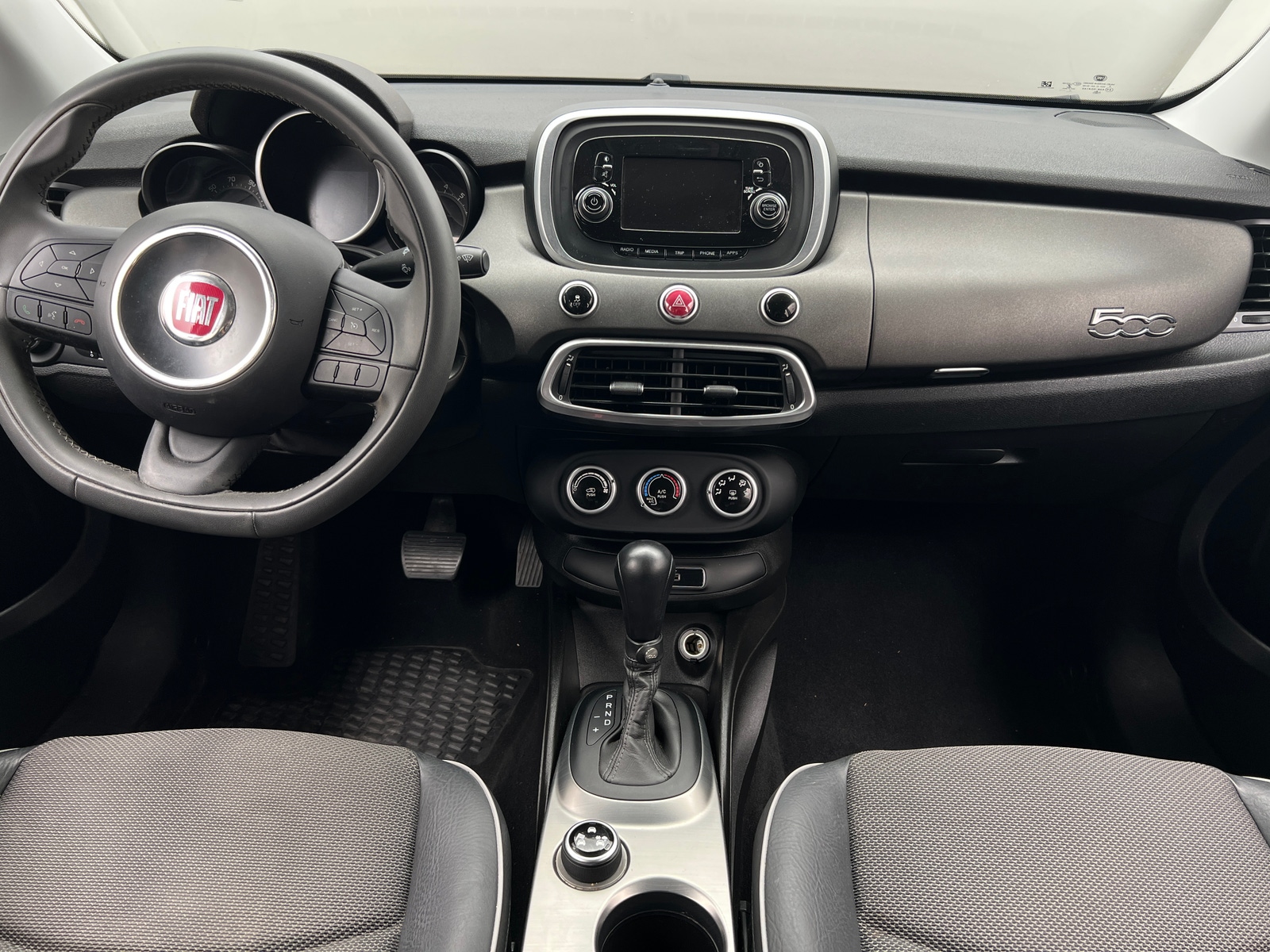 Thumbnail: 2017 Fiat 500X - 3