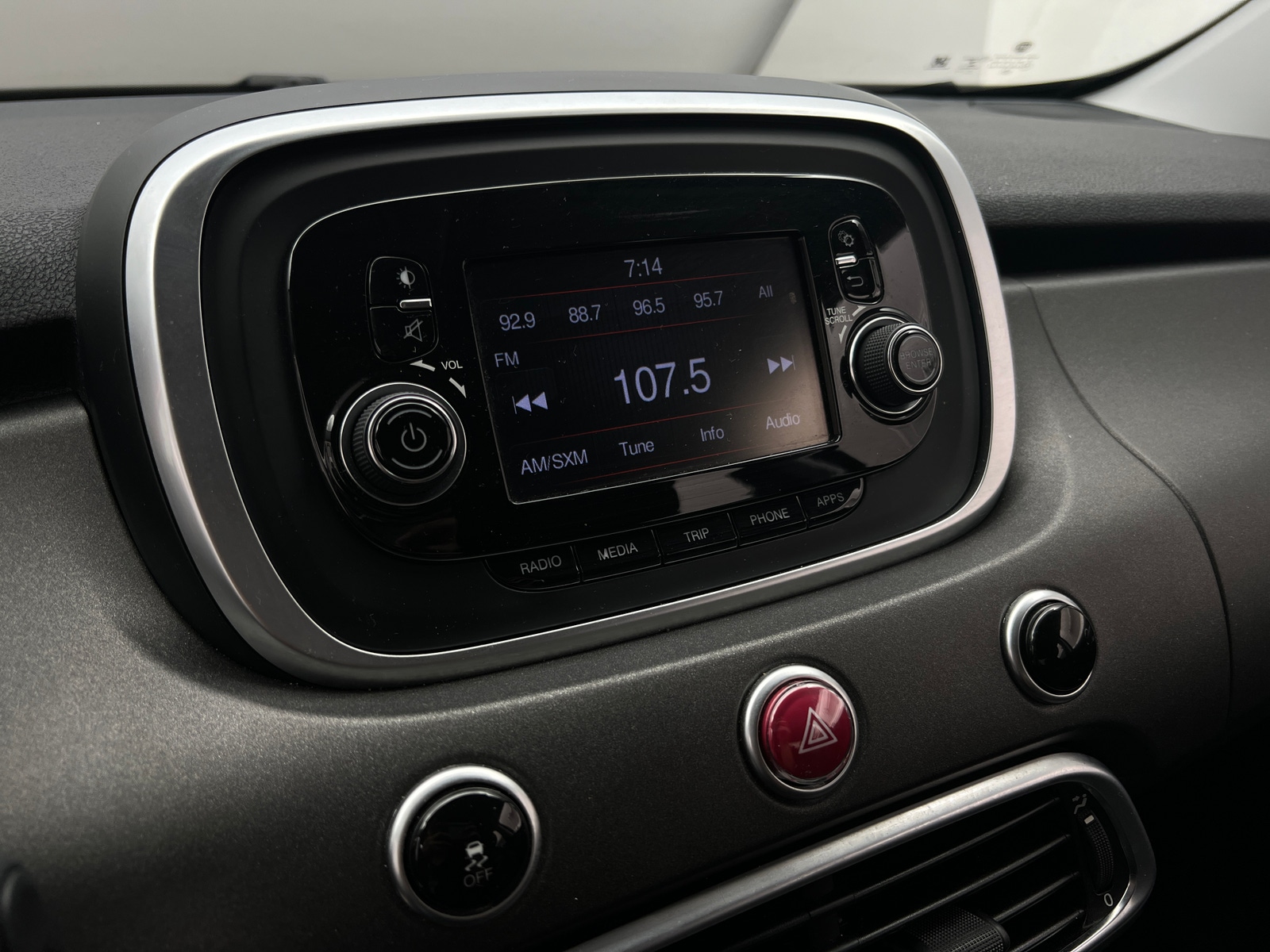 Thumbnail: 2017 Fiat 500X - 4