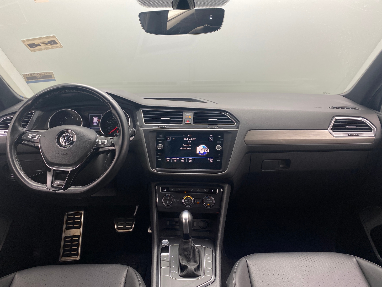 Thumbnail: 2020 Volkswagen Tiguan - 2