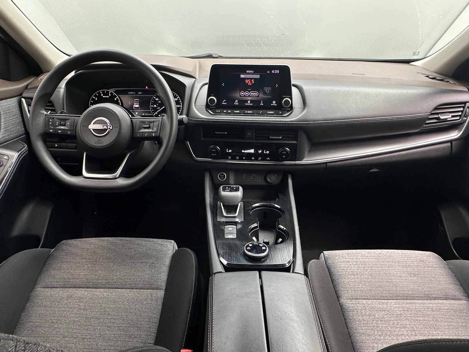 Thumbnail: 2023 Nissan Rogue - 3