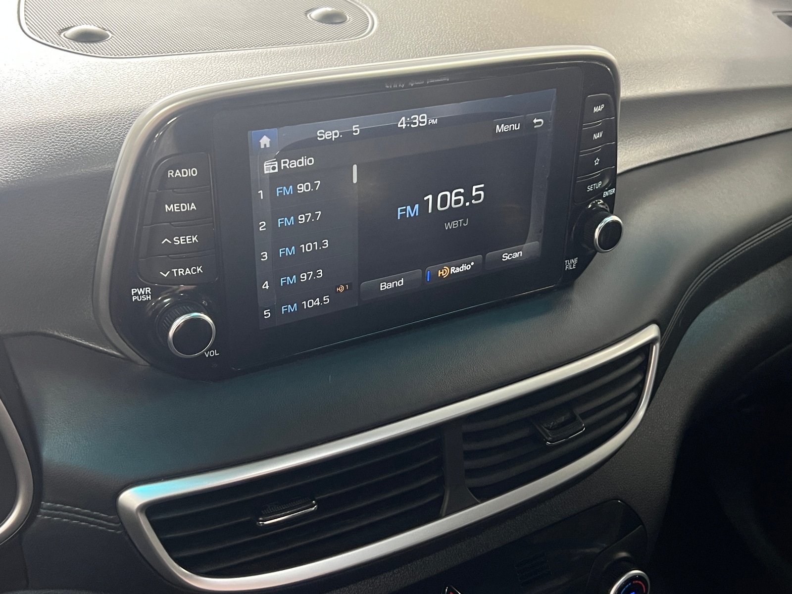 Thumbnail: 2019 Hyundai Tucson - 3