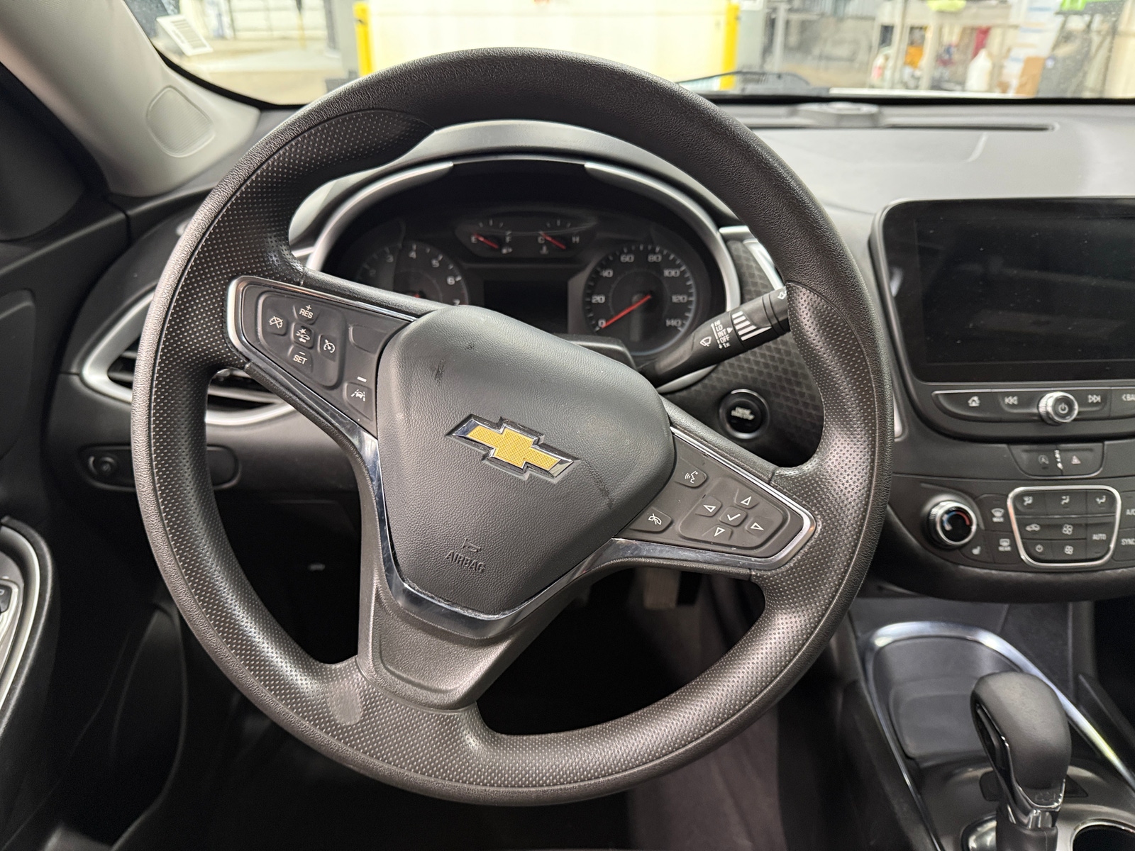 Thumbnail: 2023 Chevrolet Malibu - 5