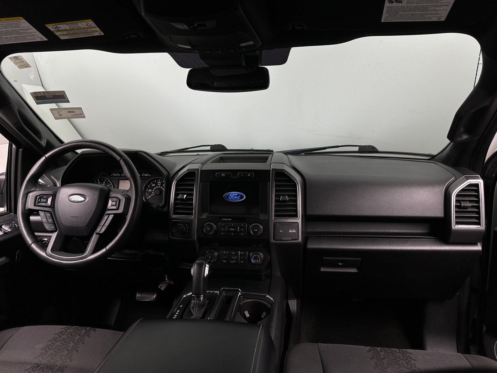 Thumbnail: 2019 Ford Econoline - 3