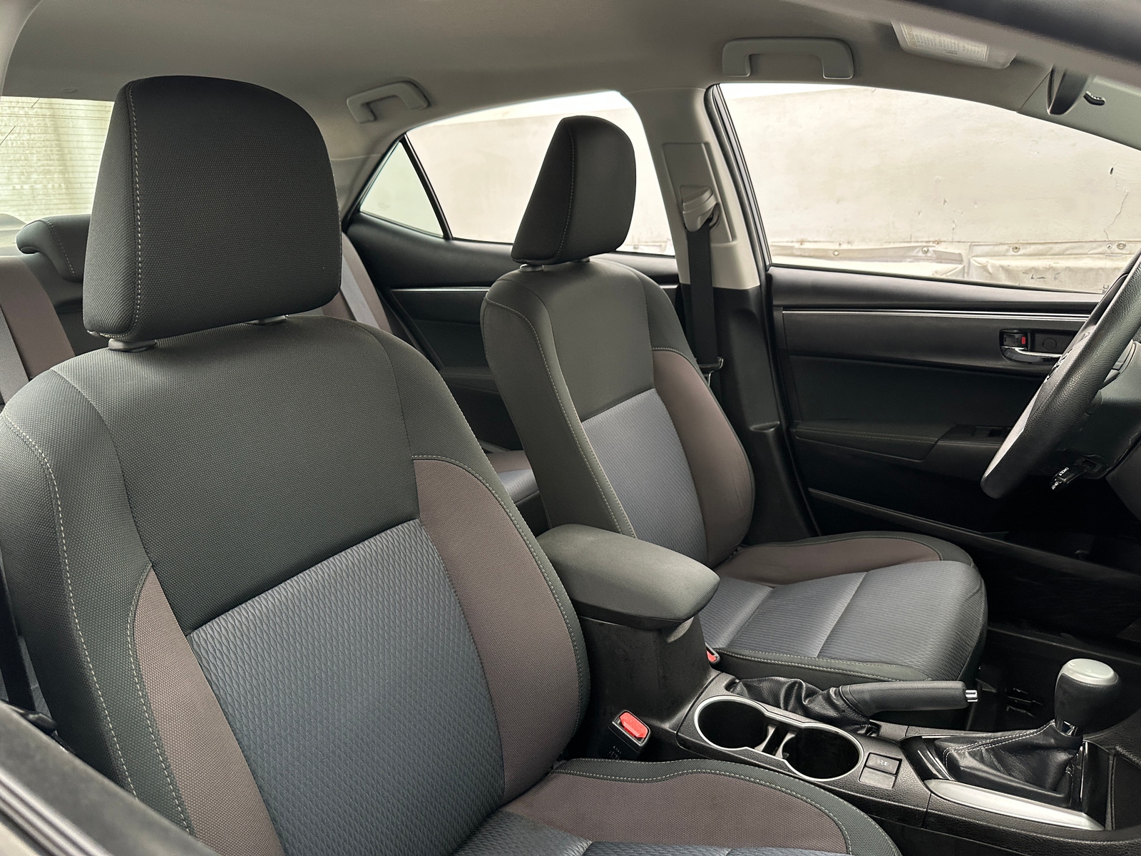 Thumbnail: 2018 Toyota Corolla - 2