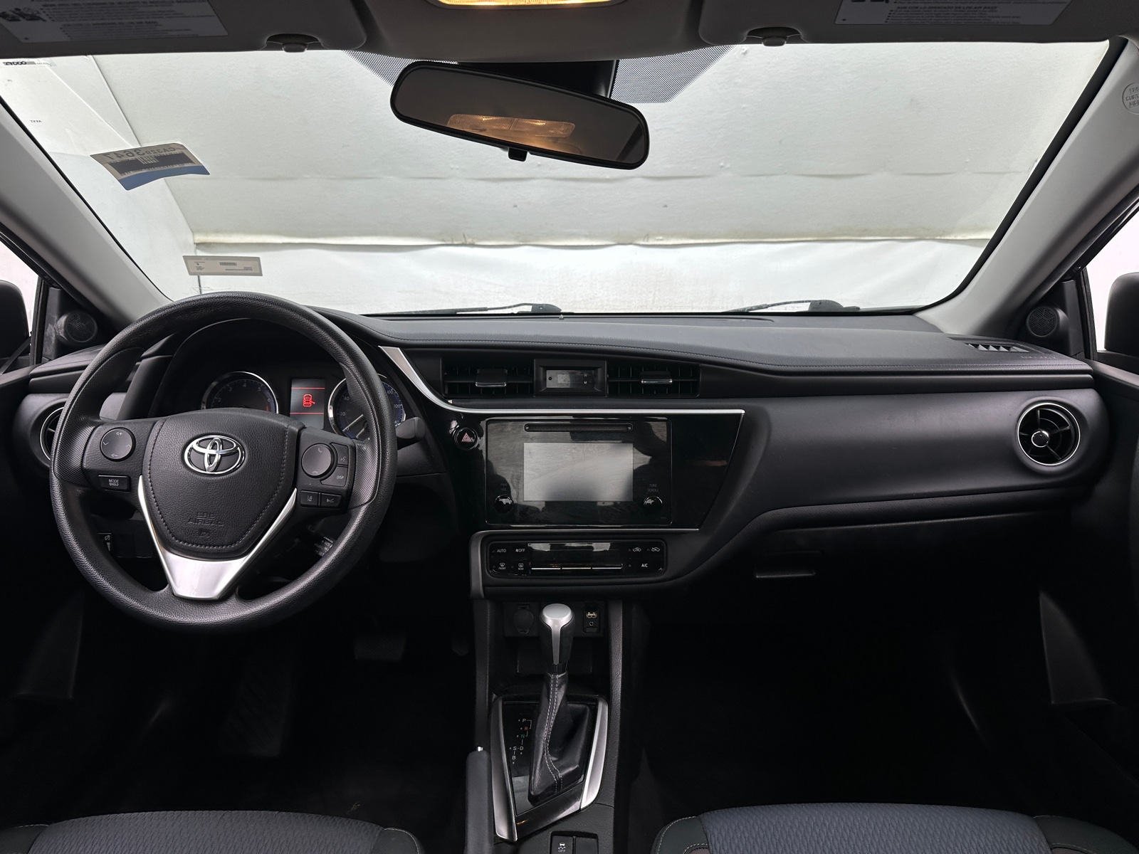 Thumbnail: 2018 Toyota Corolla - 3