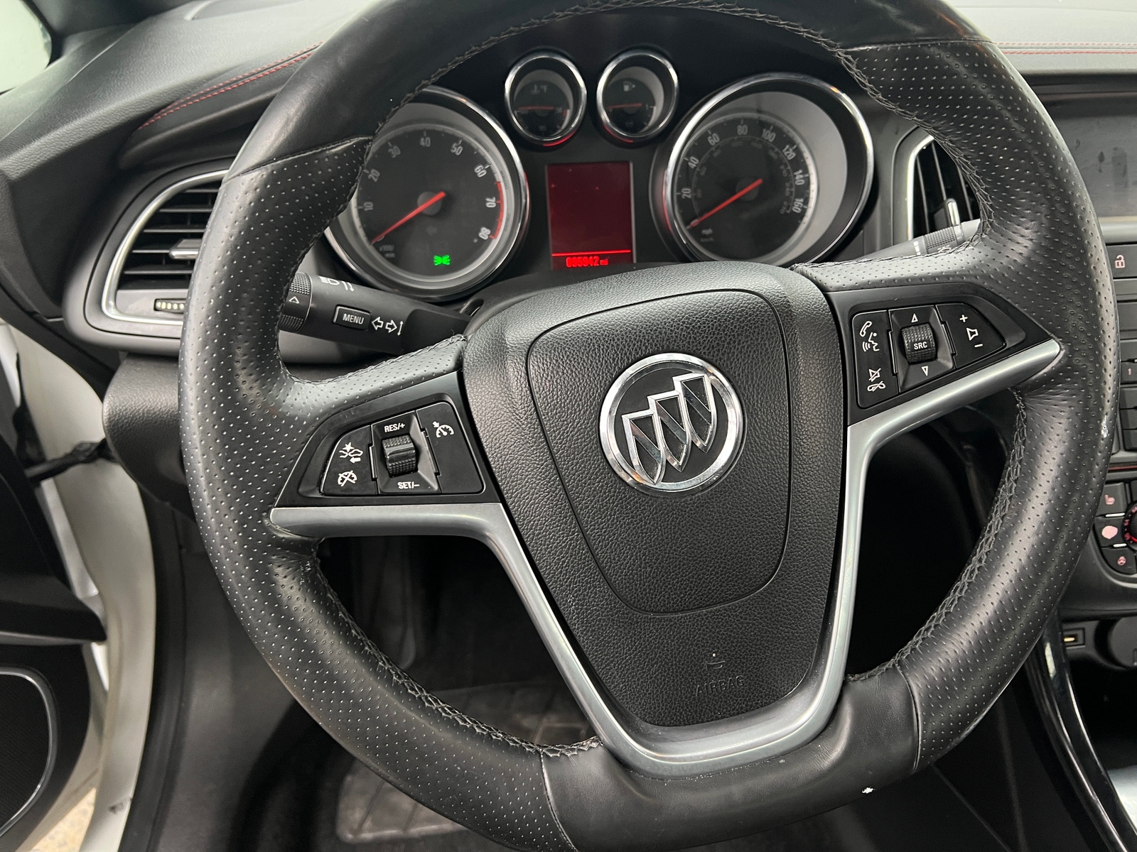 Thumbnail: 2018 Buick Cascada - 4