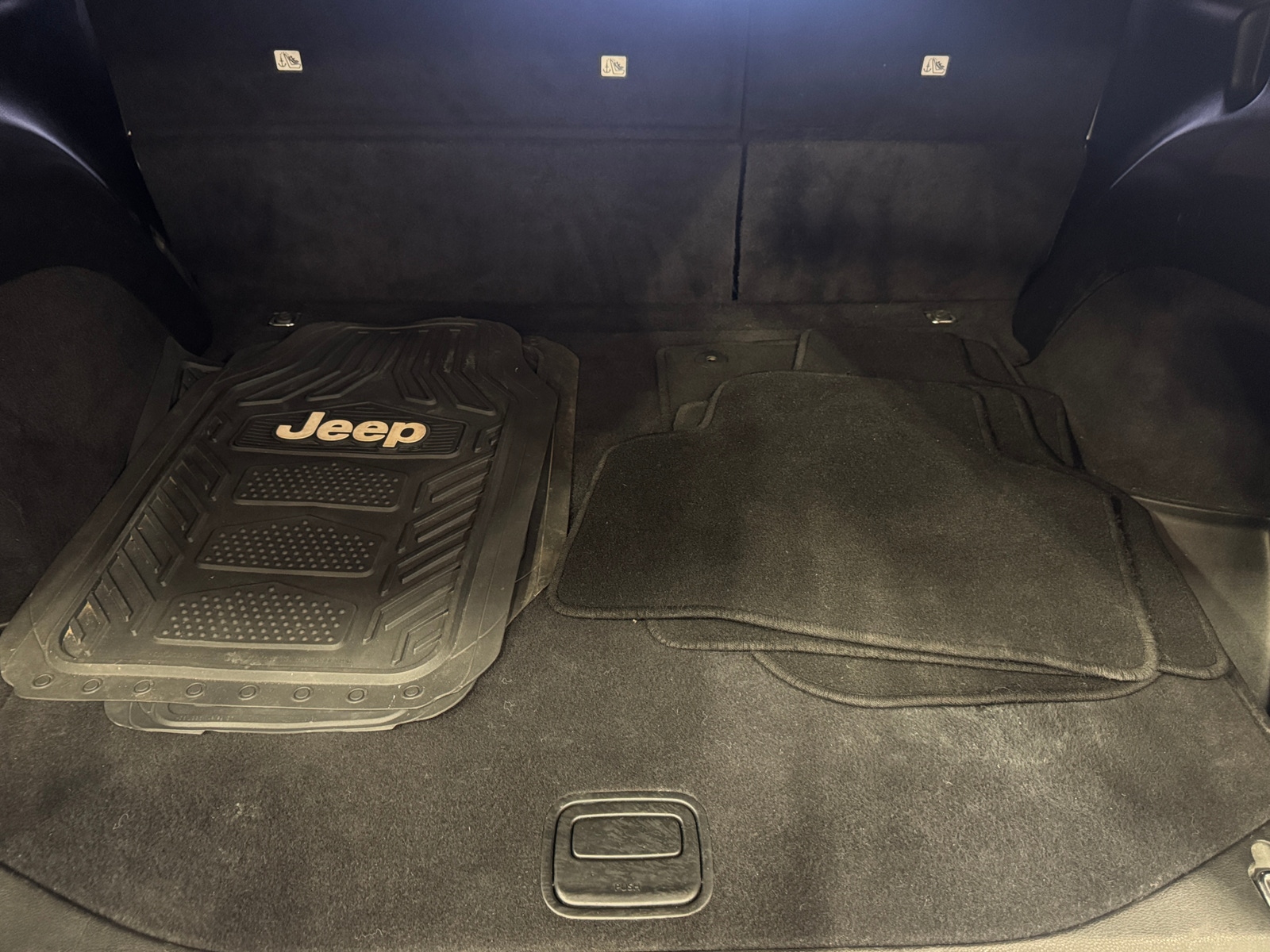 Thumbnail: 2019 Jeep Grand Cherokee - 6