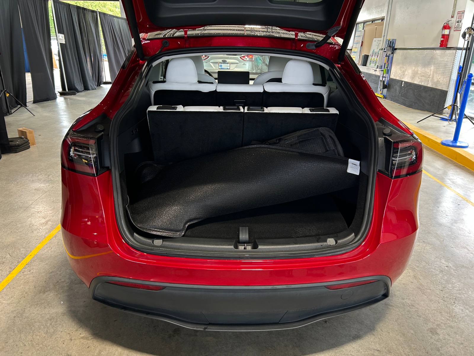 Thumbnail: 2023 Tesla Model Y - 6