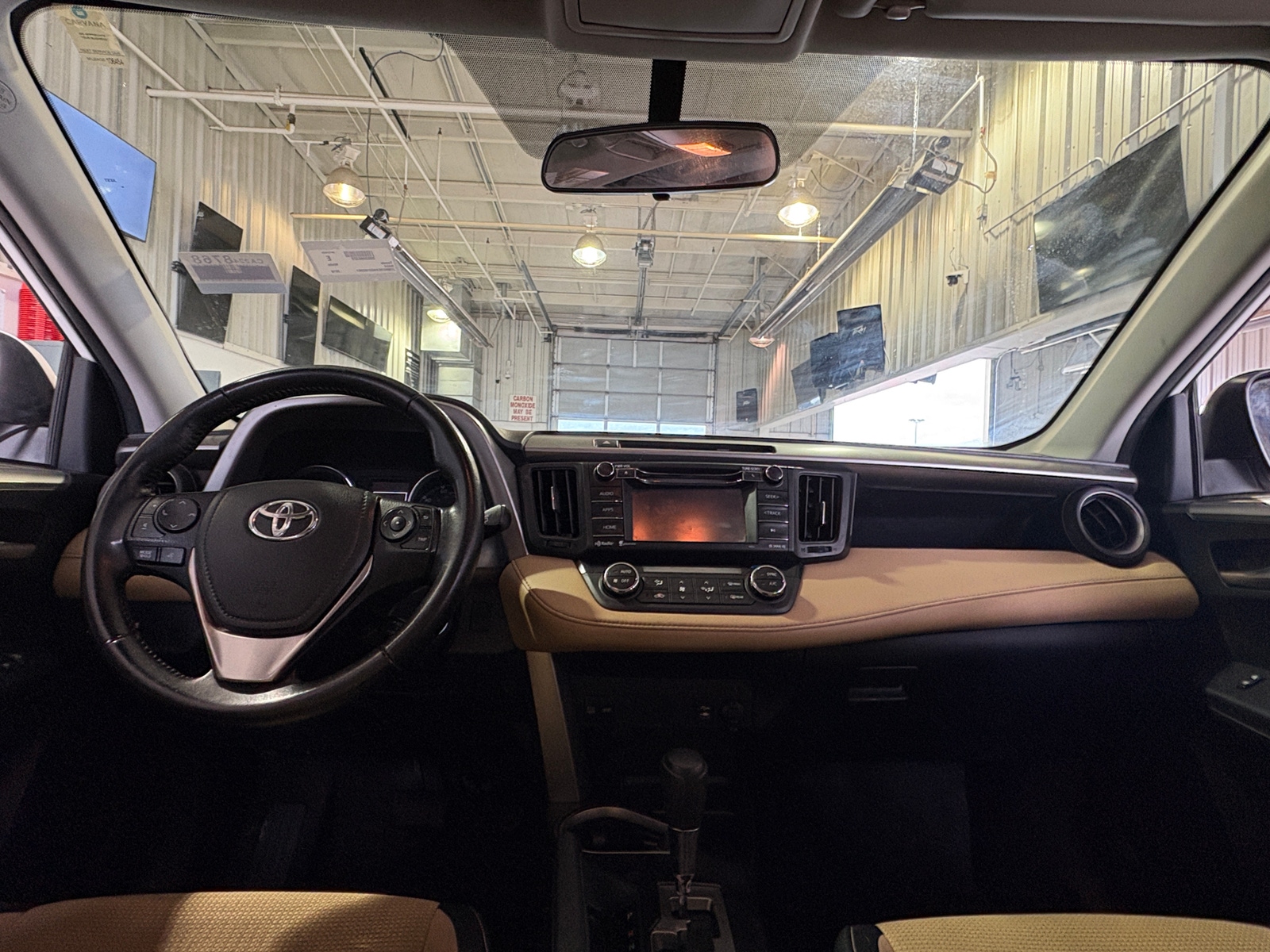 Thumbnail: 2016 Toyota RAV4 - 3