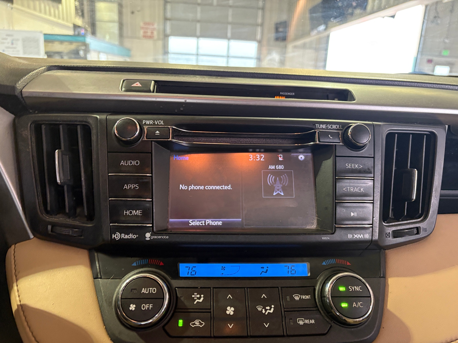 Thumbnail: 2016 Toyota RAV4 - 4