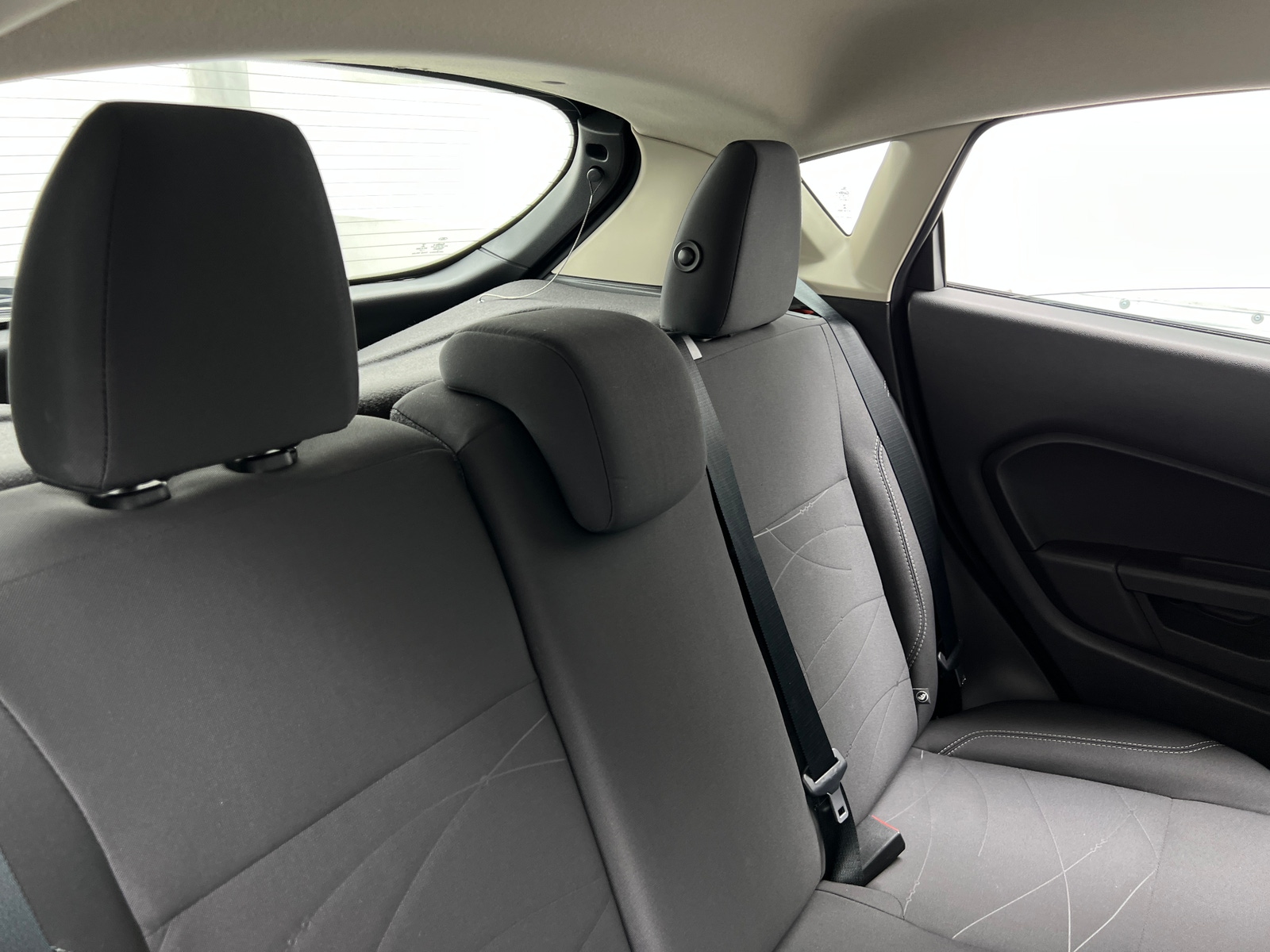 Thumbnail: 2017 Ford Fiesta - 6