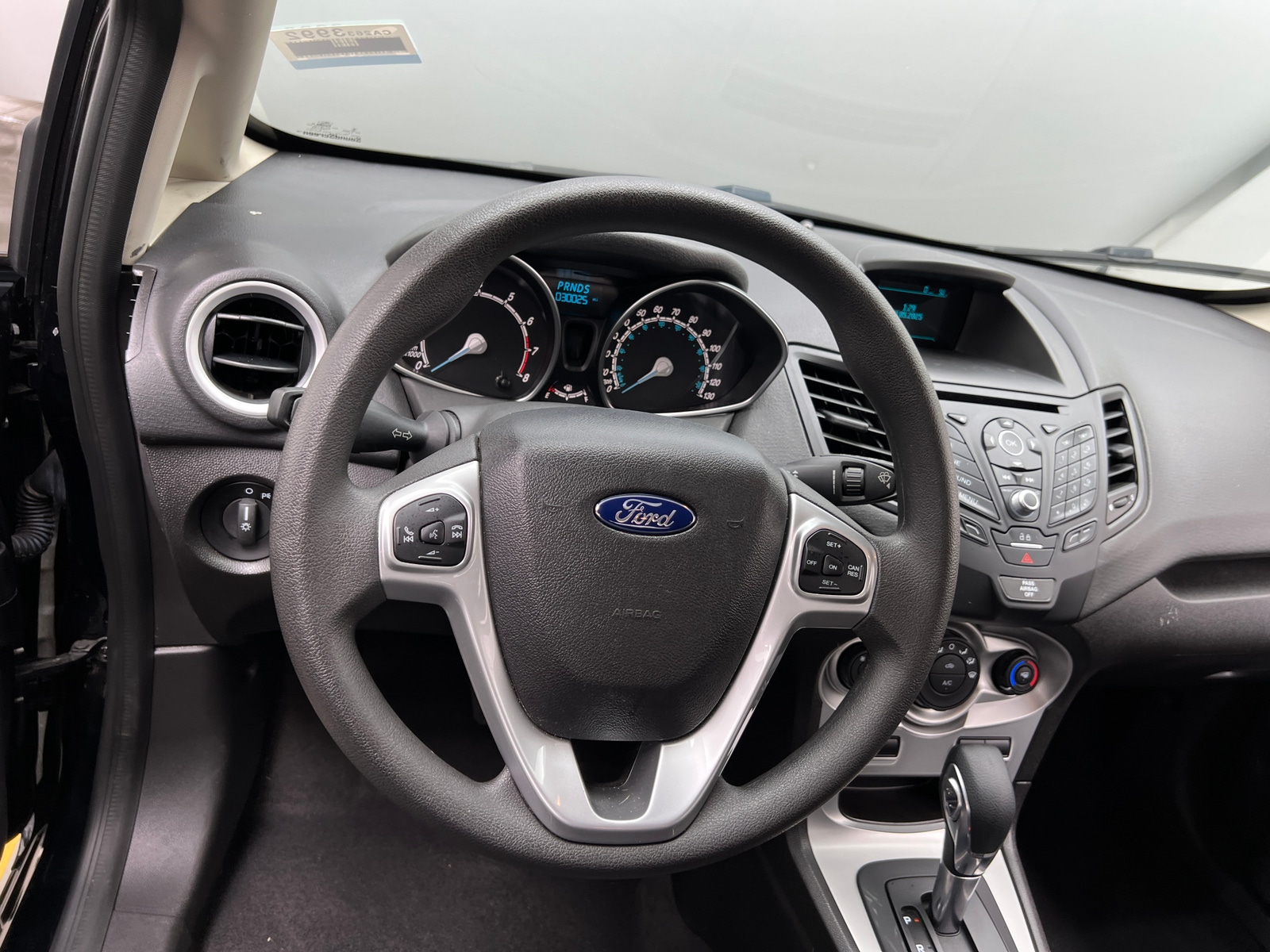 Thumbnail: 2017 Ford Fiesta - 5