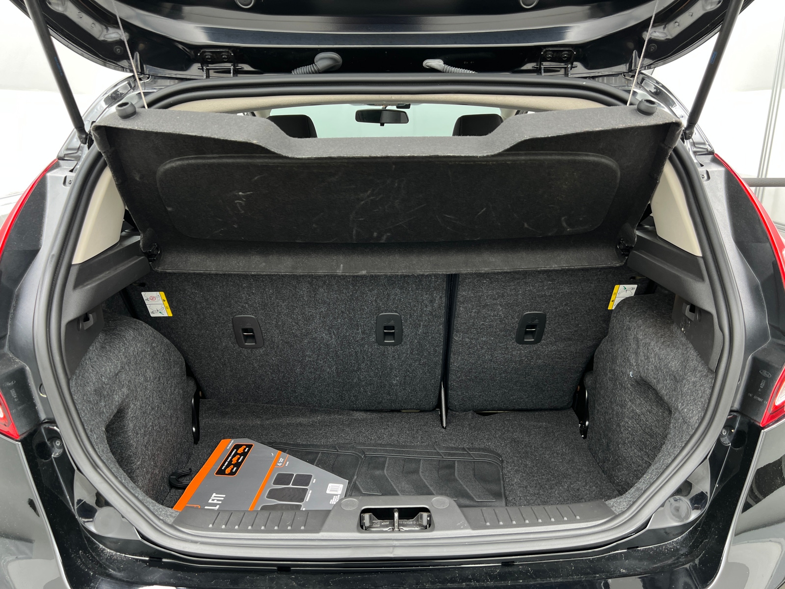 Thumbnail: 2017 Ford Fiesta - 7