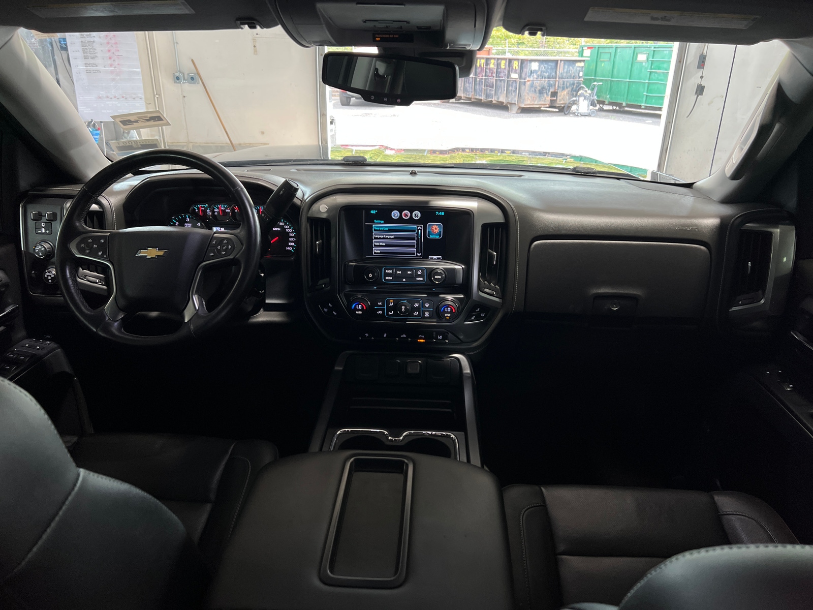 Thumbnail: 2015 Chevrolet Silverado 1500 - 2