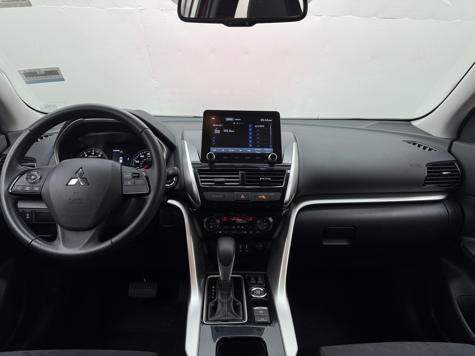 Thumbnail: 2022 Mitsubishi Eclipse Cross - 3