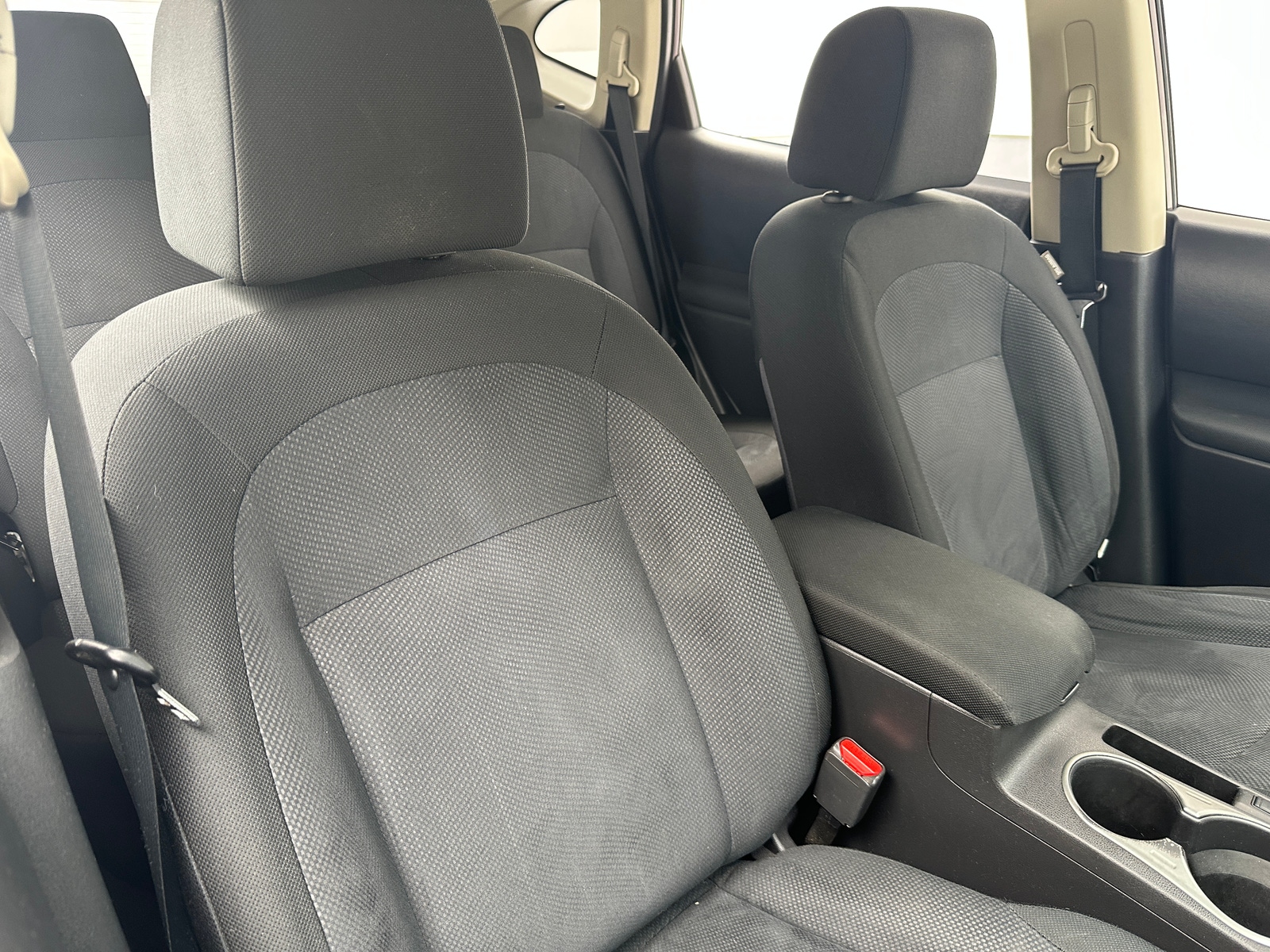 Thumbnail: 2015 Nissan Rogue - 2