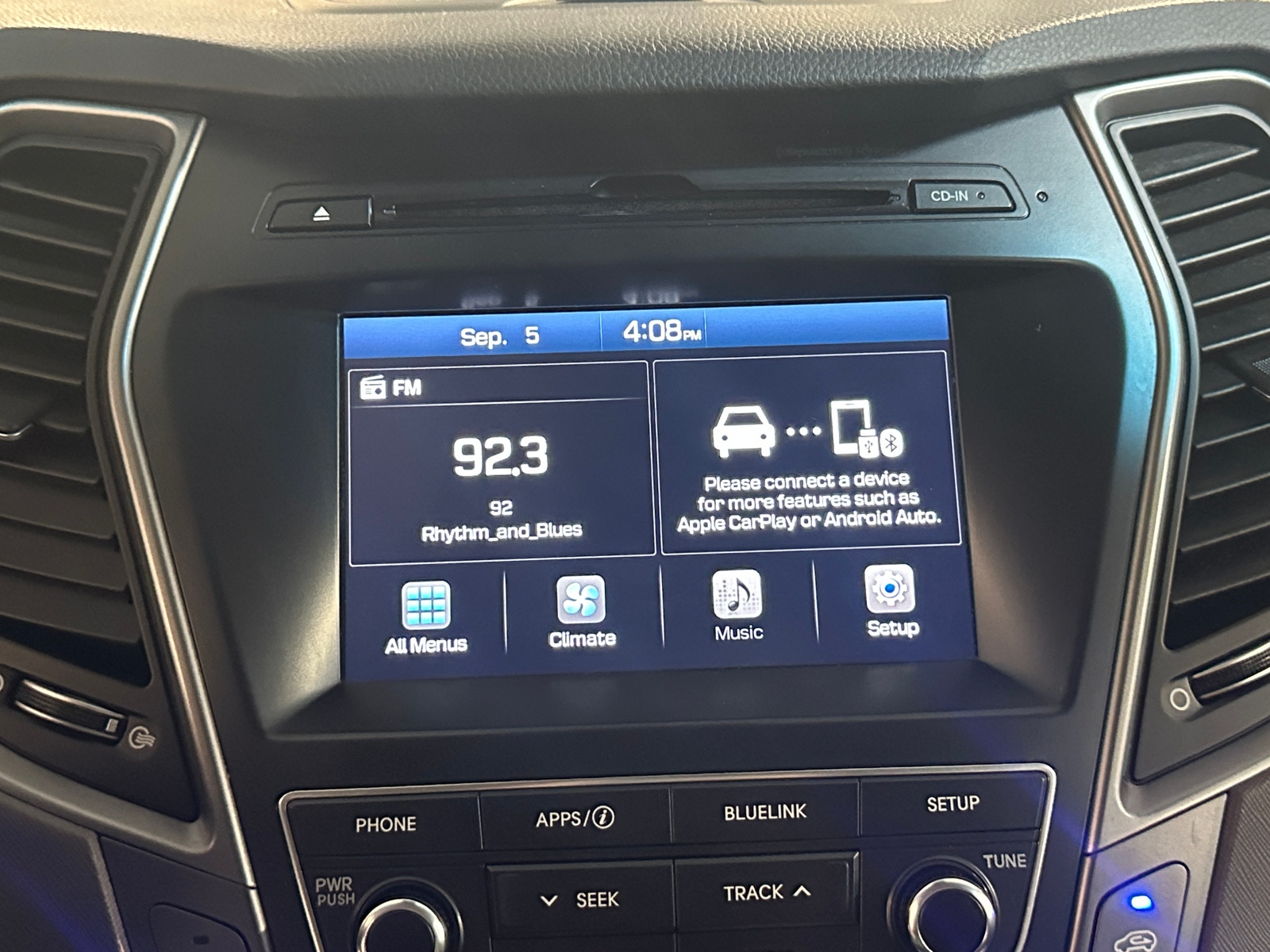 Thumbnail: 2017 Hyundai Santa Fe - 4