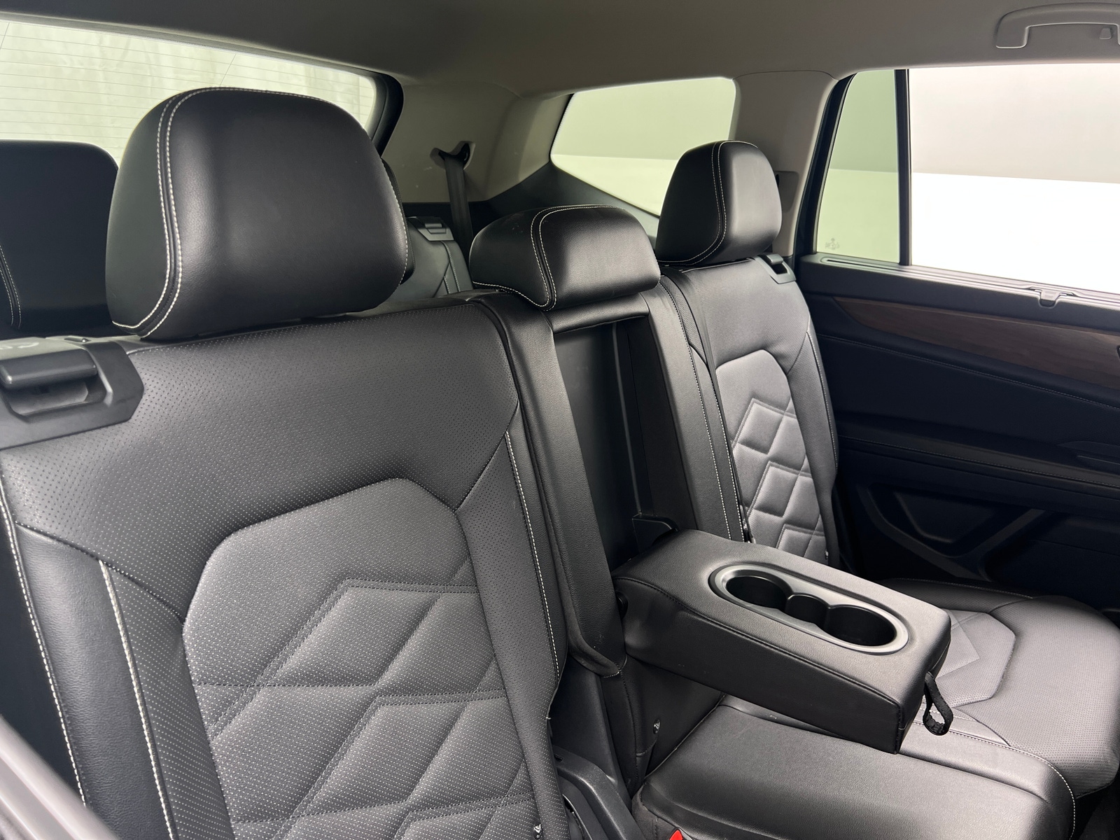 Thumbnail: 2024 Volkswagen Atlas - 5