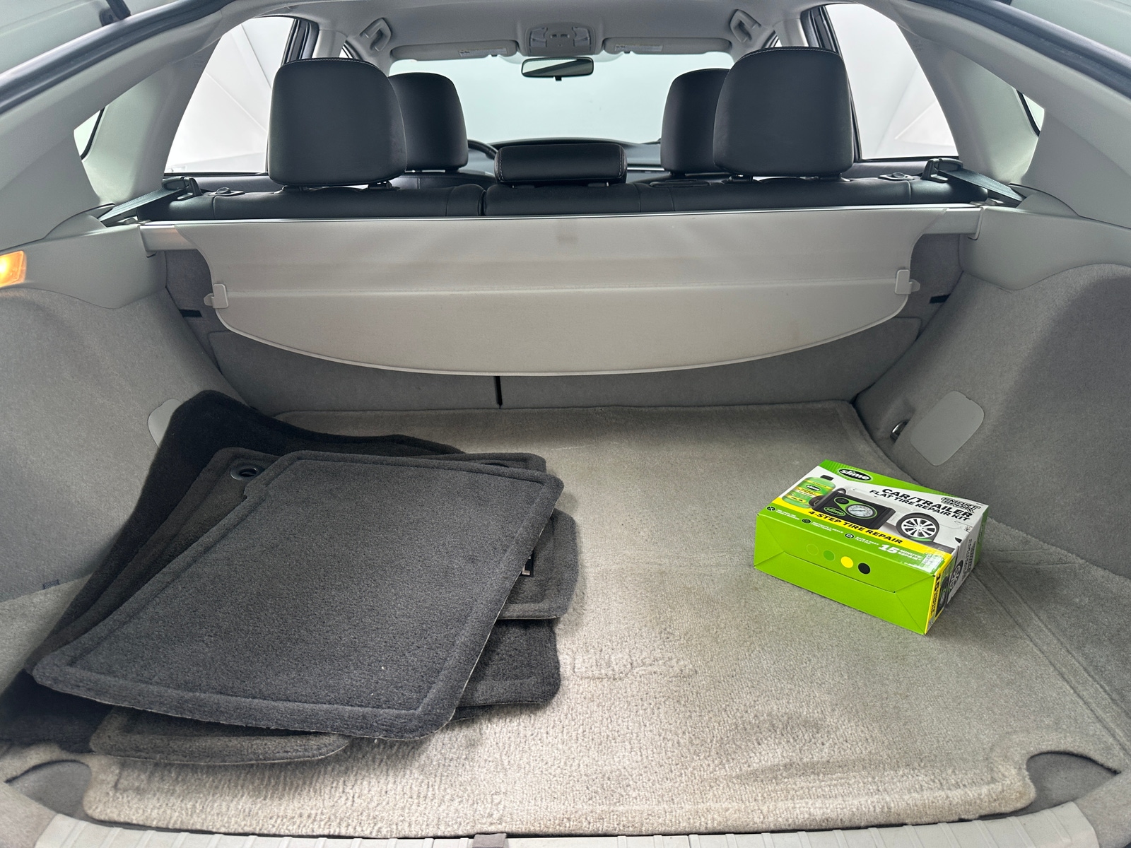 Thumbnail: 2015 Toyota Prius - 7