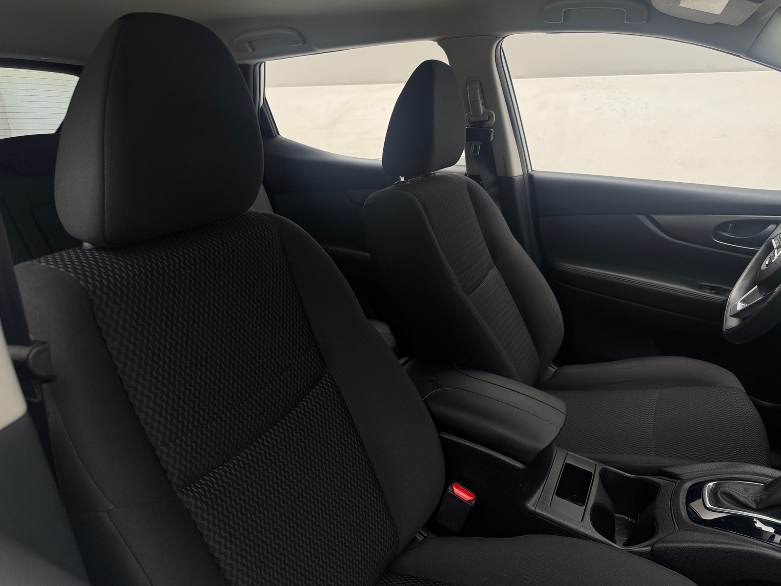 Thumbnail: 2018 Nissan Rogue Sport - 2