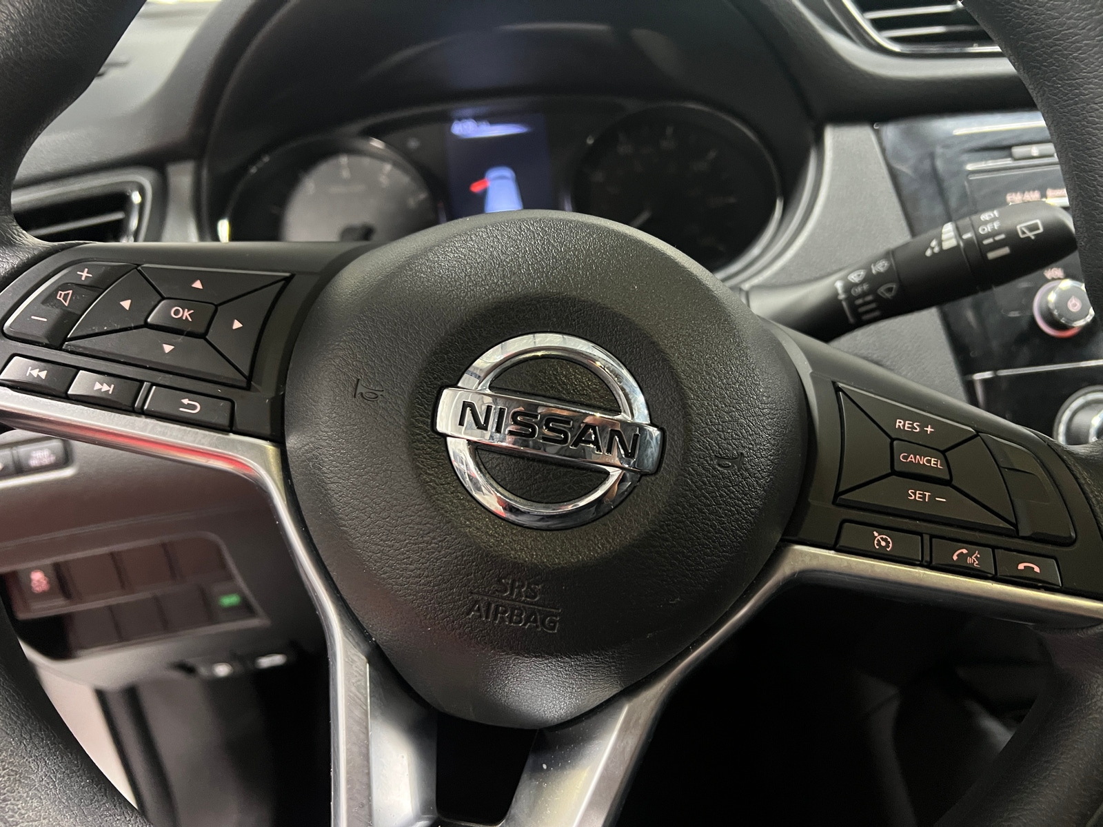 Thumbnail: 2018 Nissan Rogue Sport - 5
