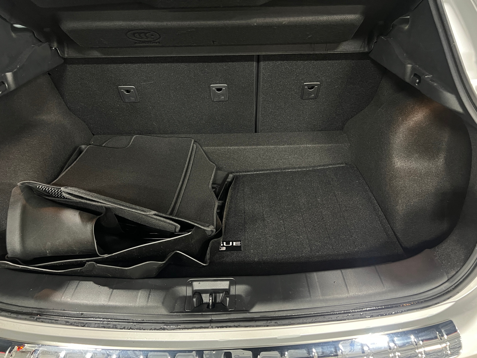 Thumbnail: 2018 Nissan Rogue Sport - 7