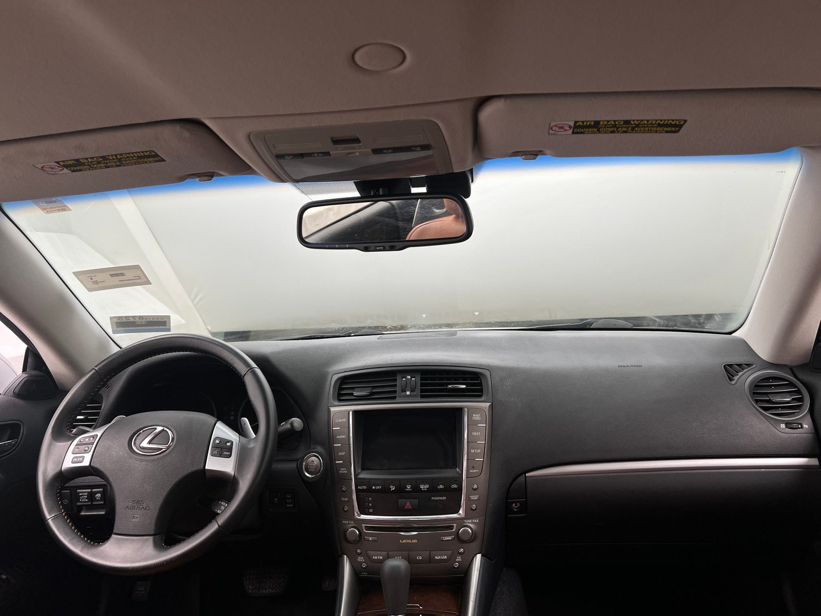Thumbnail: 2011 Lexus IS - 2