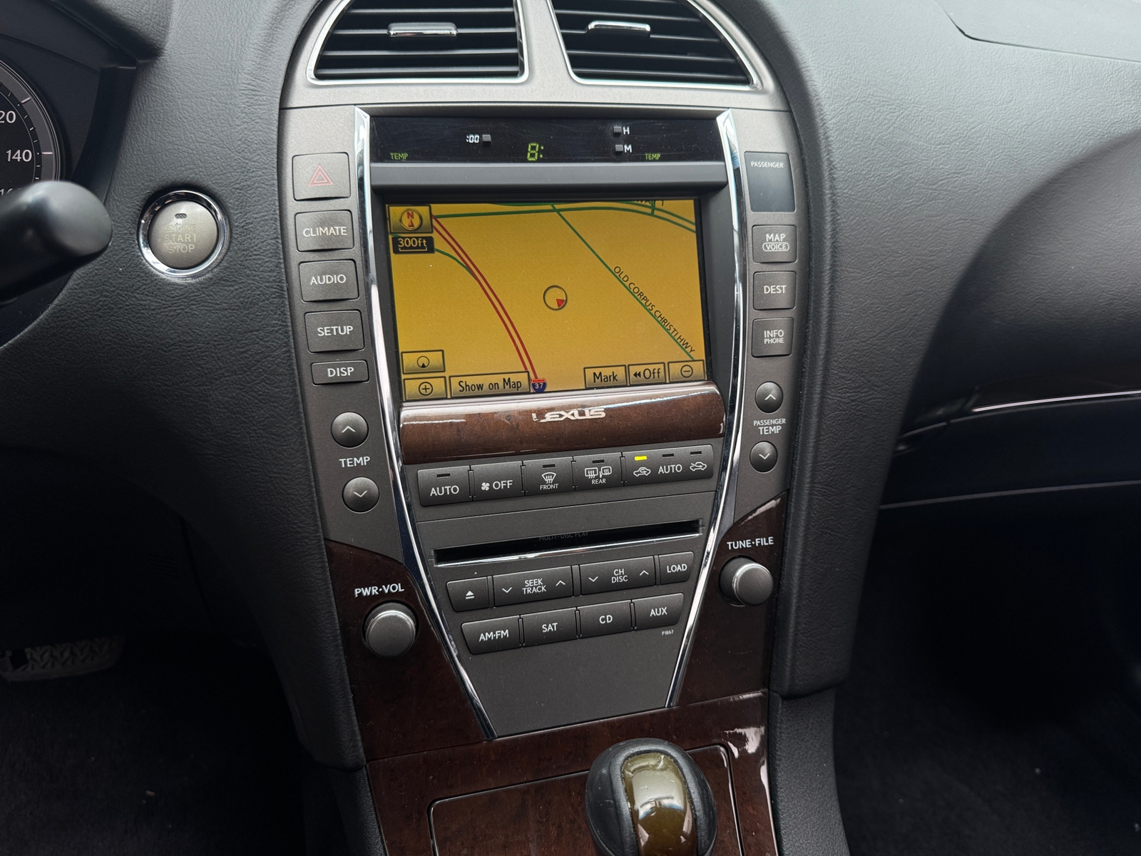 Thumbnail: 2011 Lexus ES - 3
