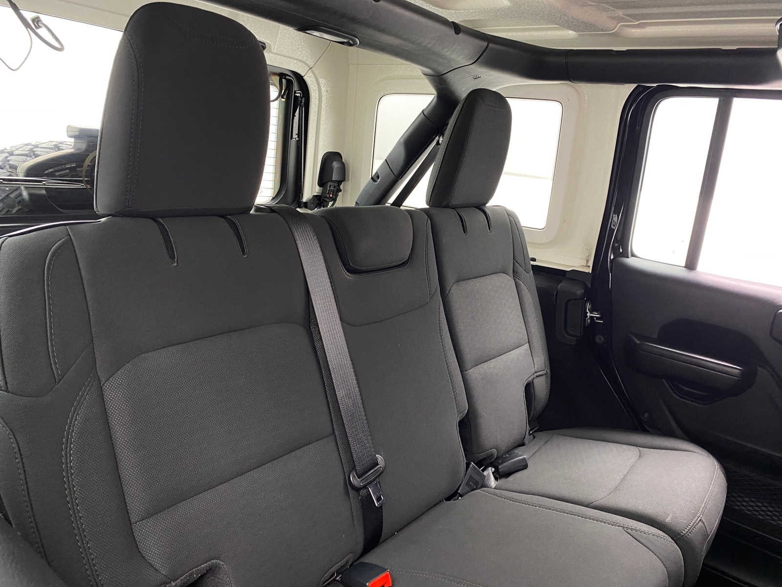 Thumbnail: 2020 Jeep Wrangler - 6
