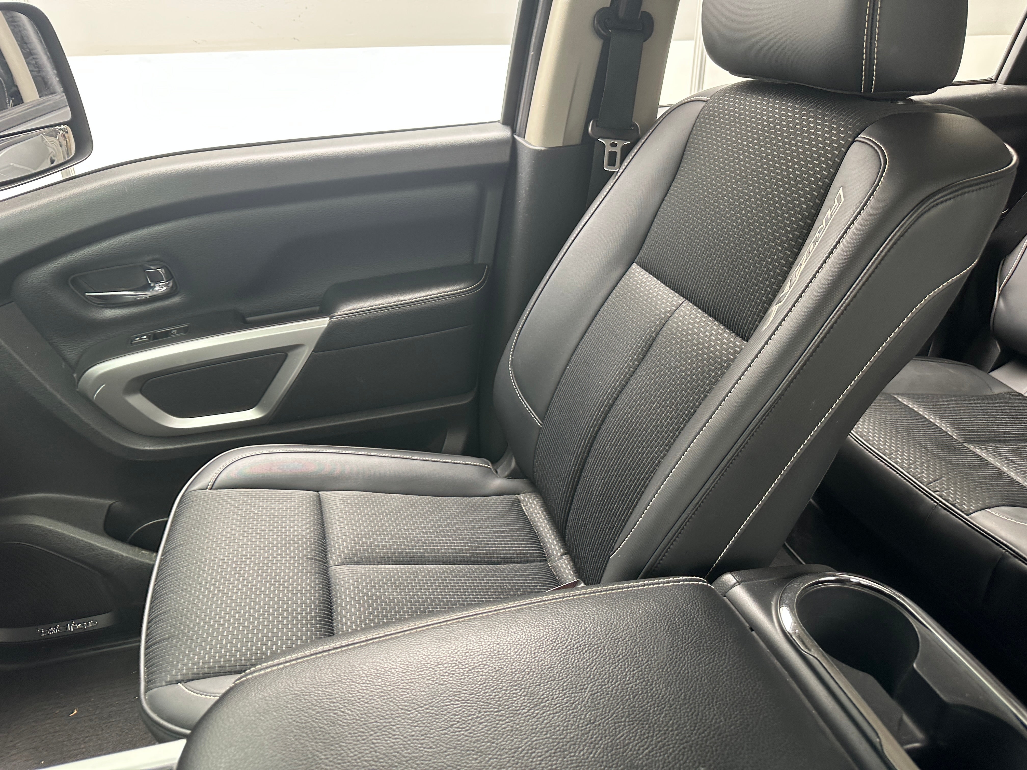 2017 Nissan Titan