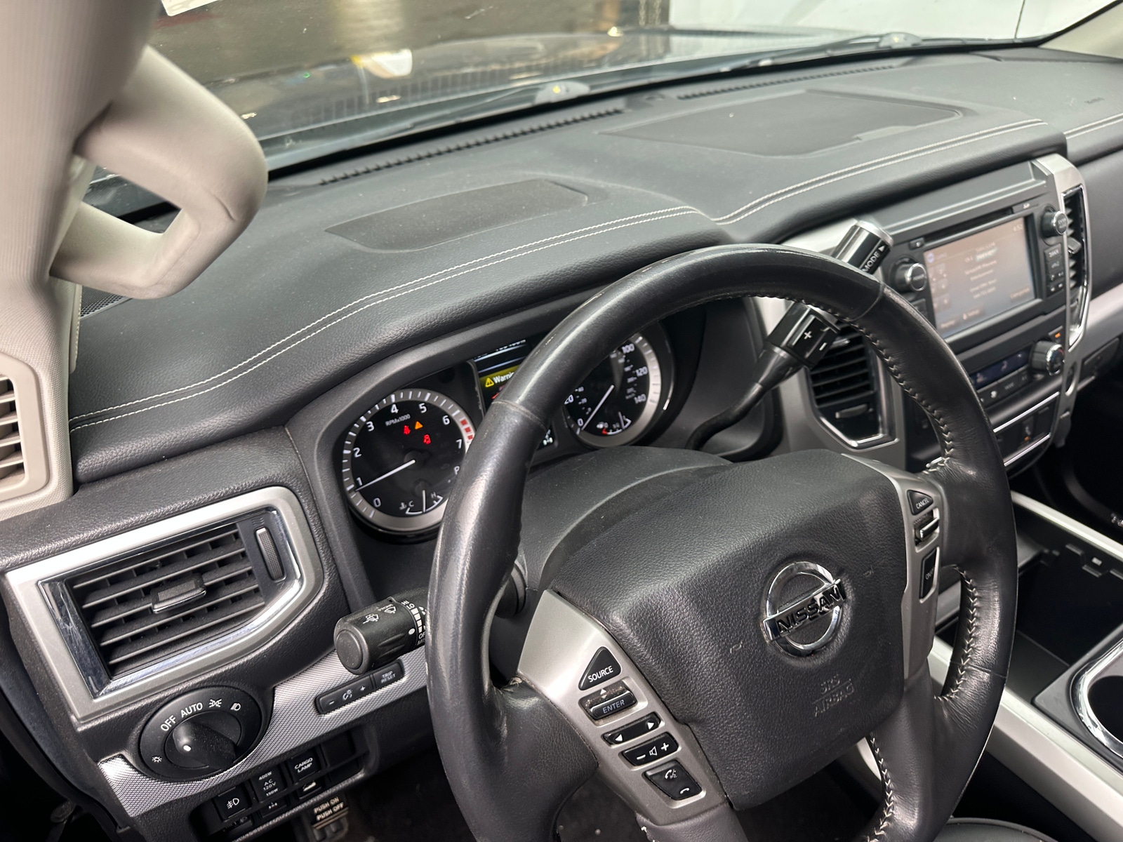 Thumbnail: 2017 Nissan Titan - 2