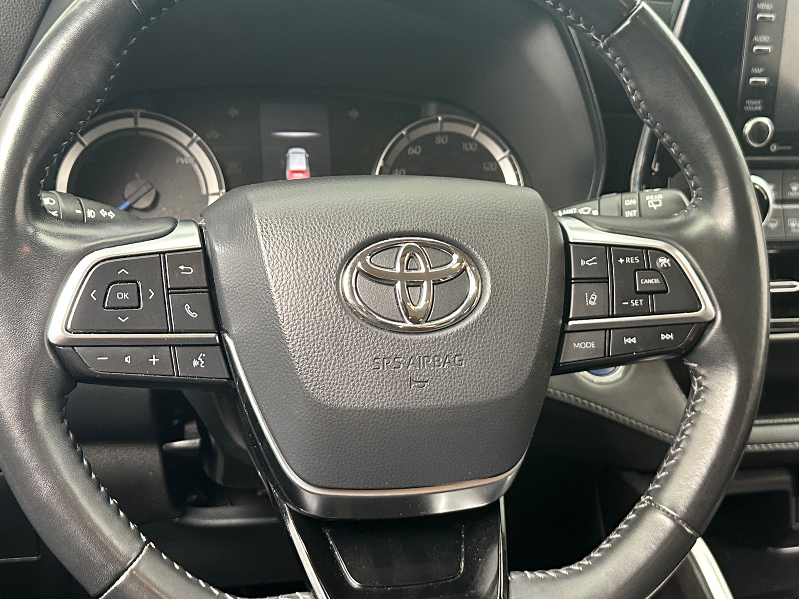 Thumbnail: 2021 Toyota Highlander - 5