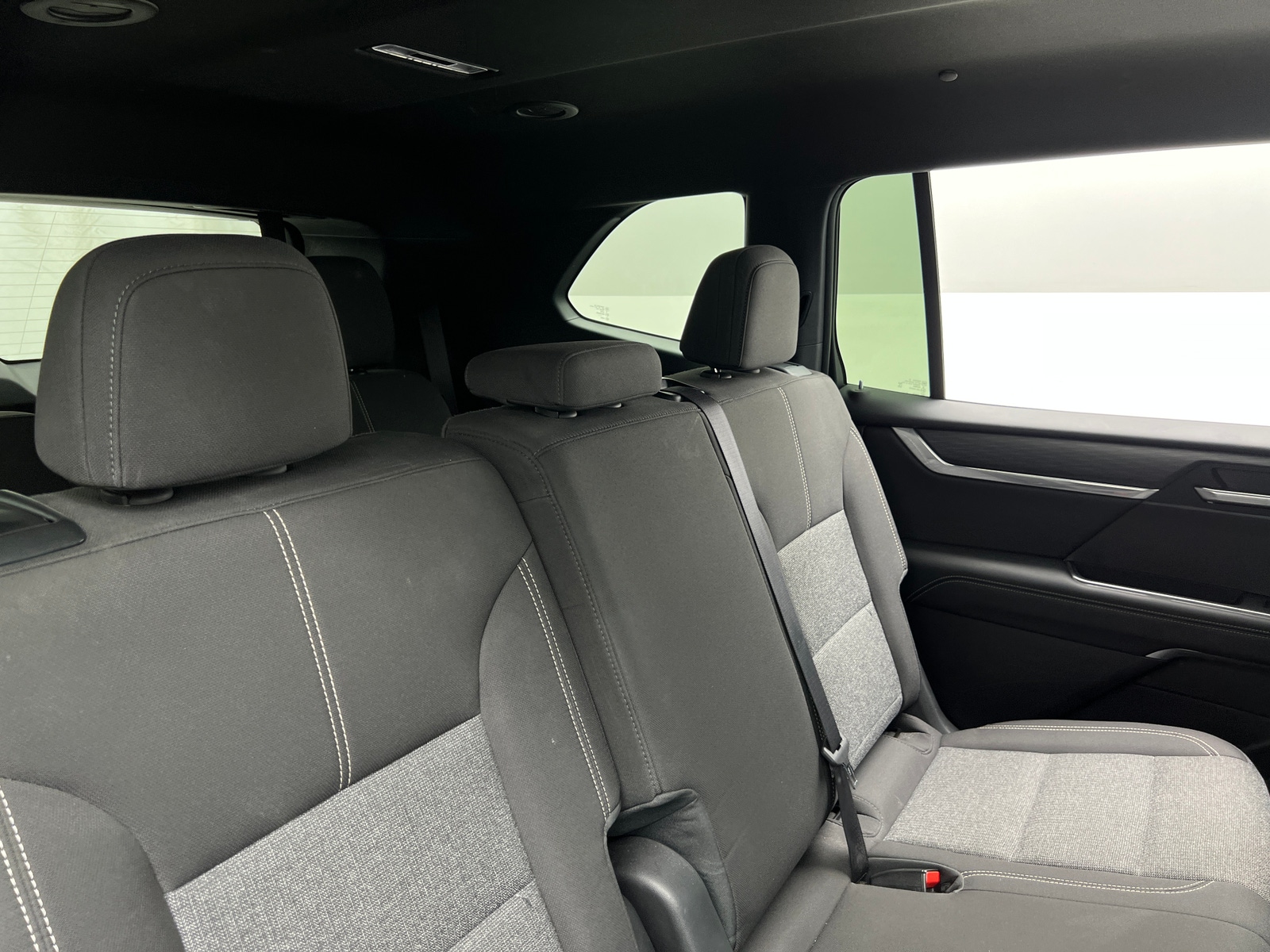 Thumbnail: 2025 GMC Acadia - 6