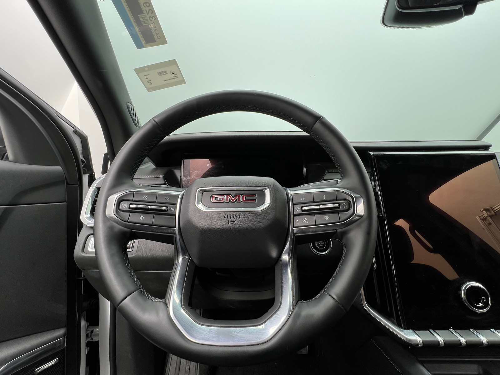 Thumbnail: 2025 GMC Acadia - 5