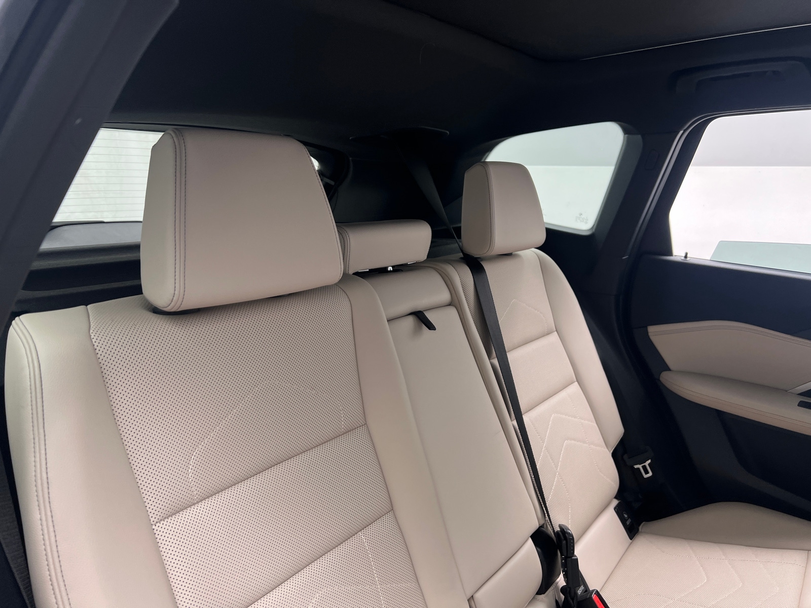 Thumbnail: 2023 BMW X1 - 6