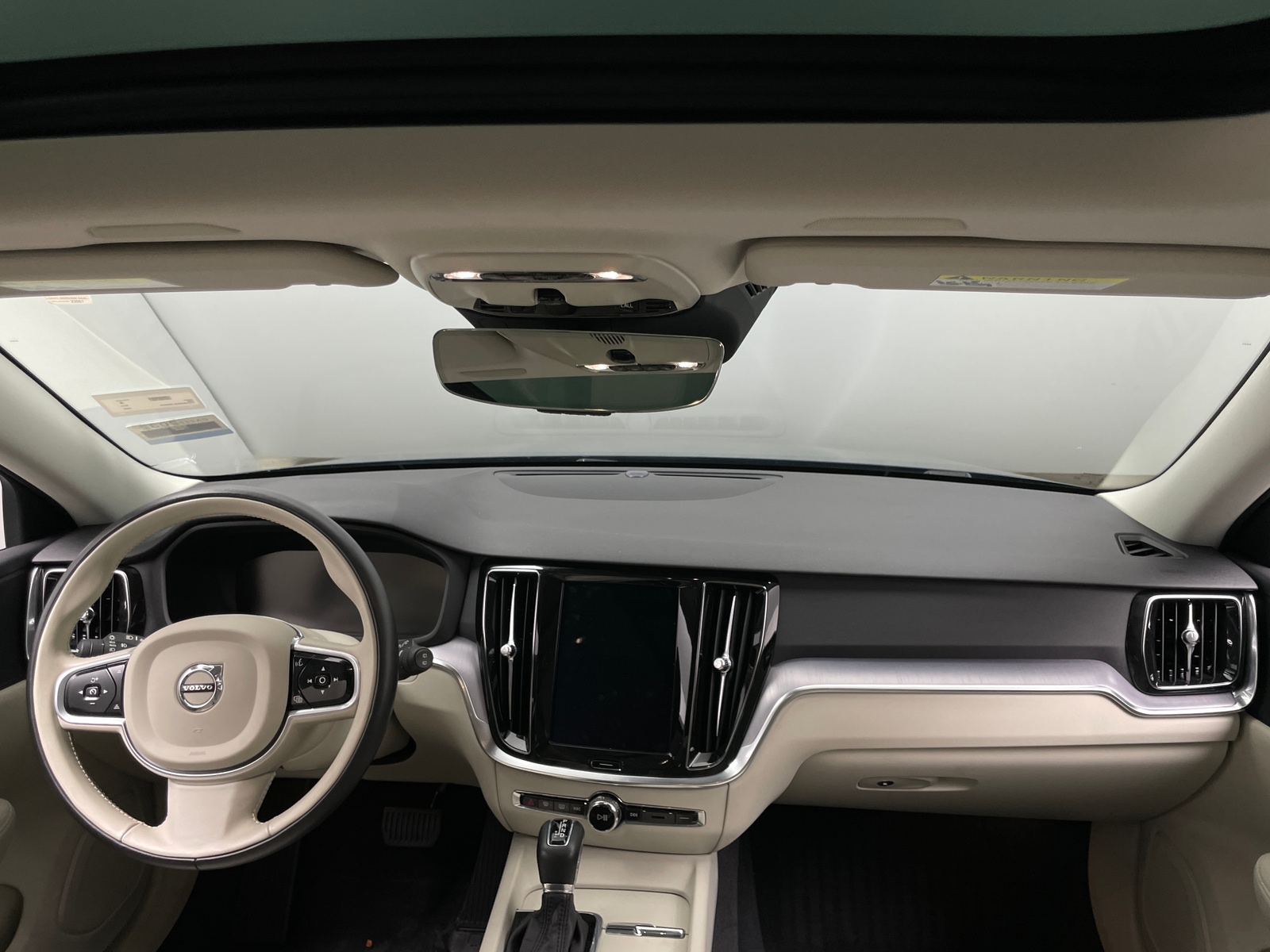 Thumbnail: 2020 Volvo V60 - 2