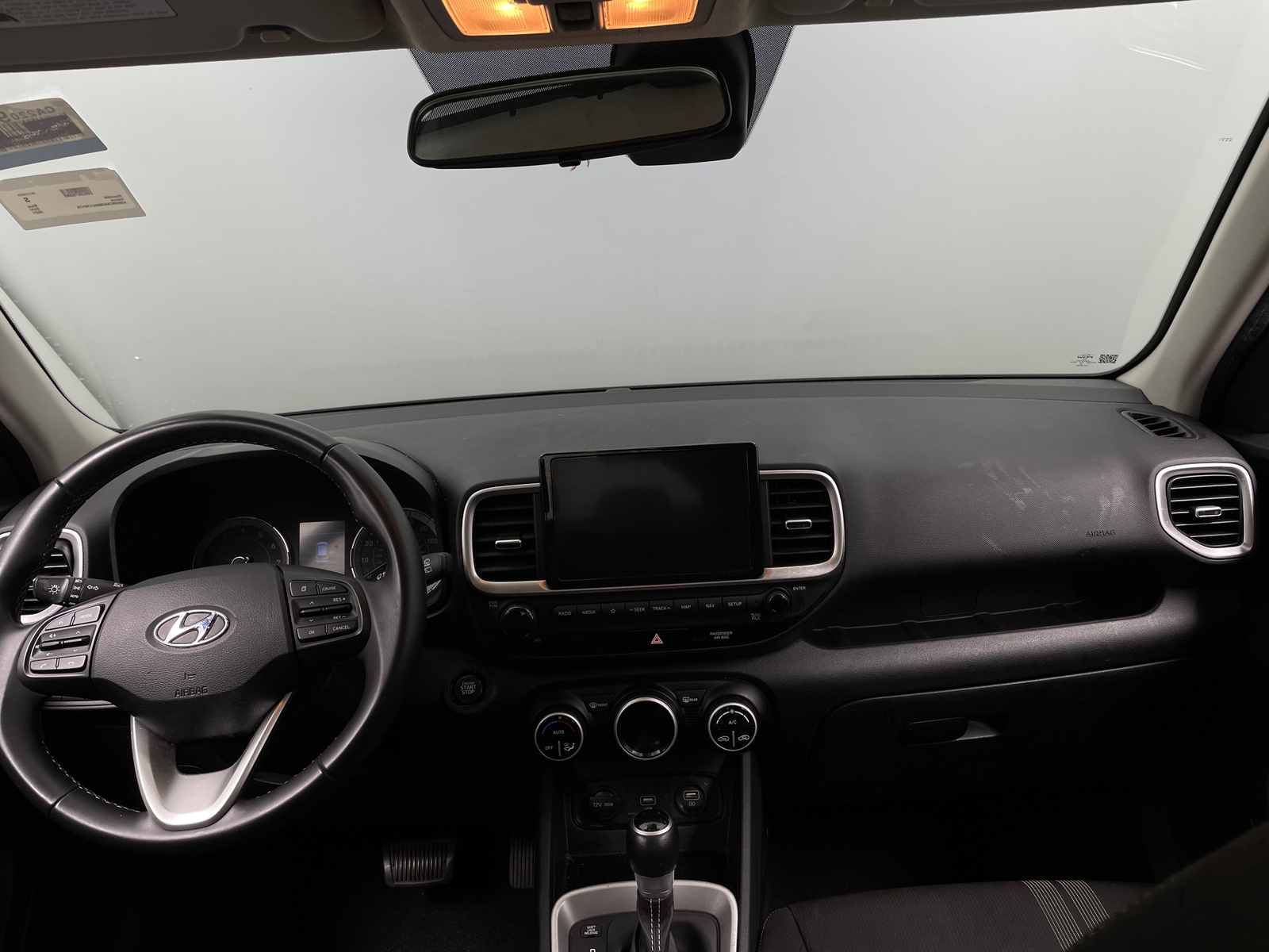 Thumbnail: 2021 Hyundai Venue - 3