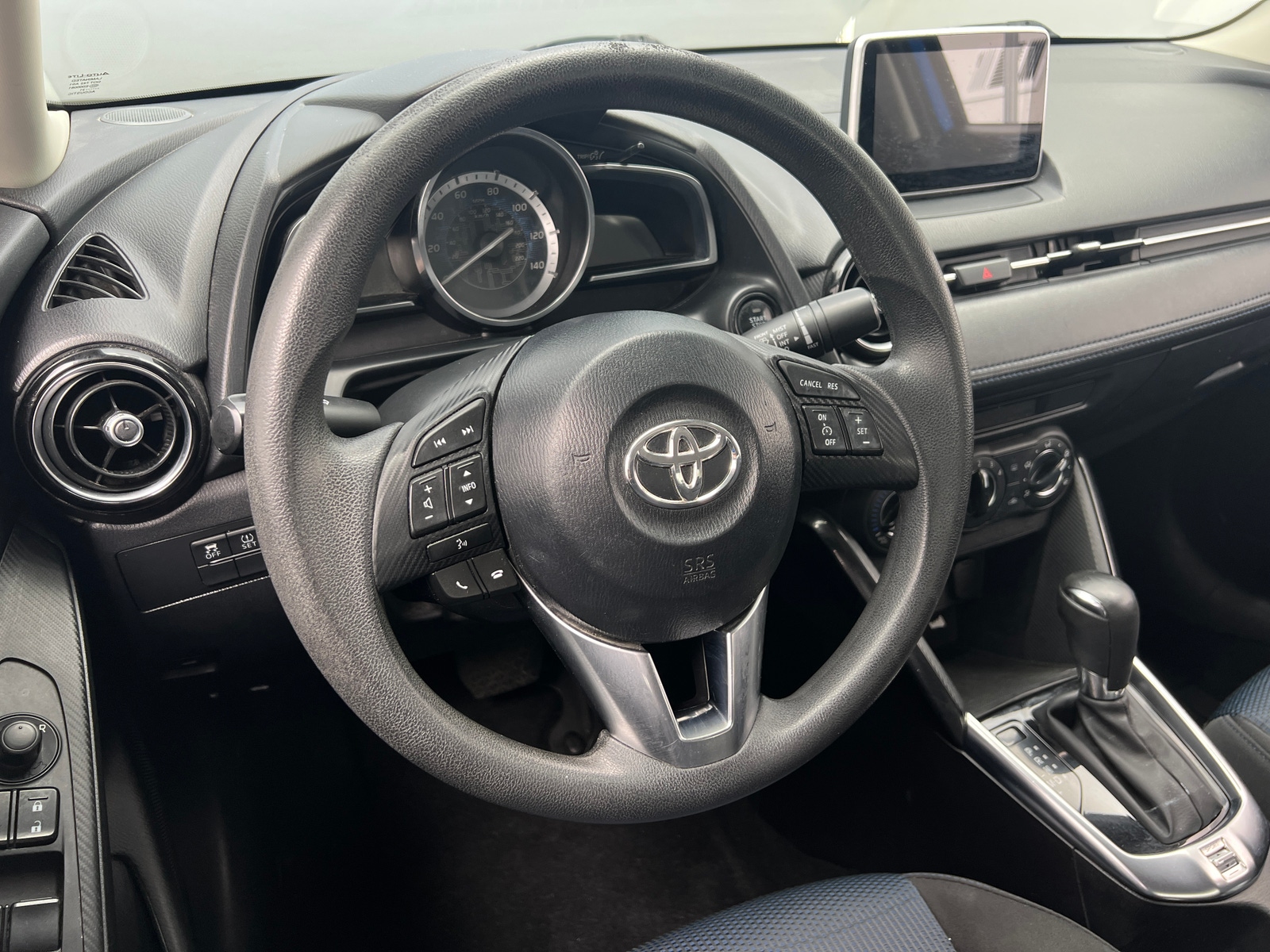 Thumbnail: 2018 Toyota Yaris iA - 5