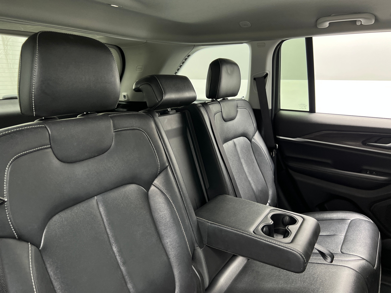 Thumbnail: 2023 Jeep Grand Cherokee - 5