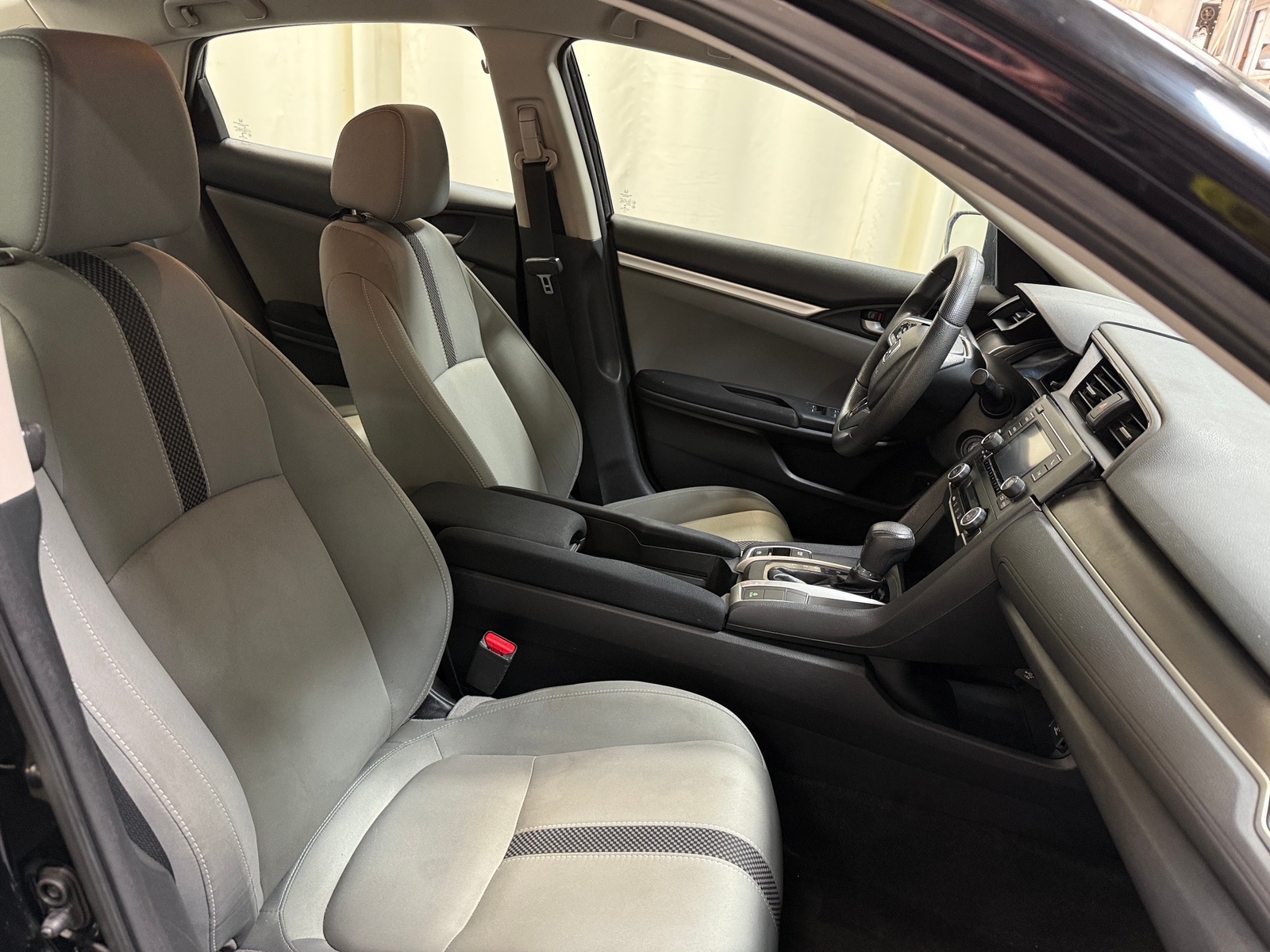 Thumbnail: 2019 Honda Civic - 2